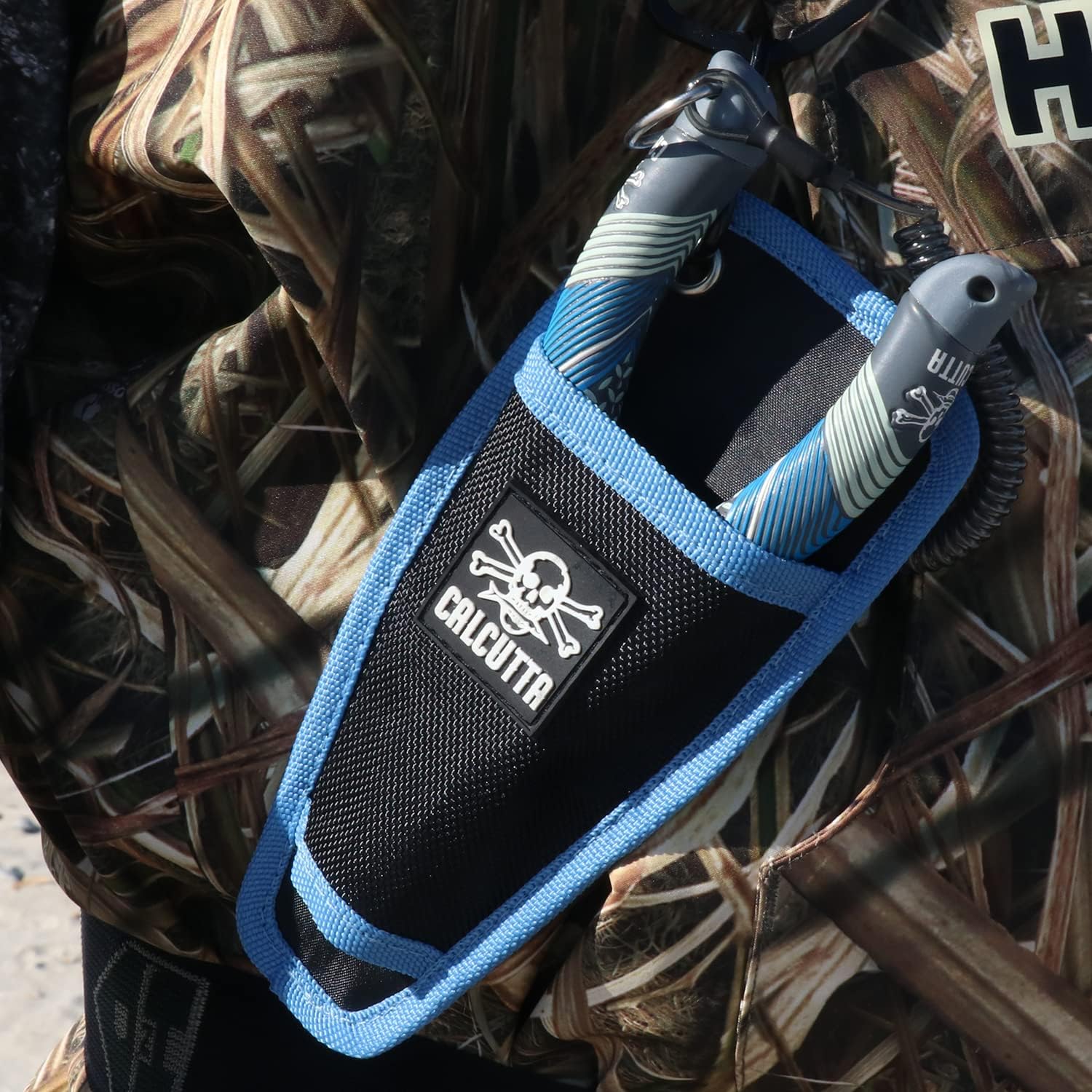 Calcutta Squall Torque Series Alicates de acero inoxidable con cortador lateral – Accesorio para herramientas de pesca