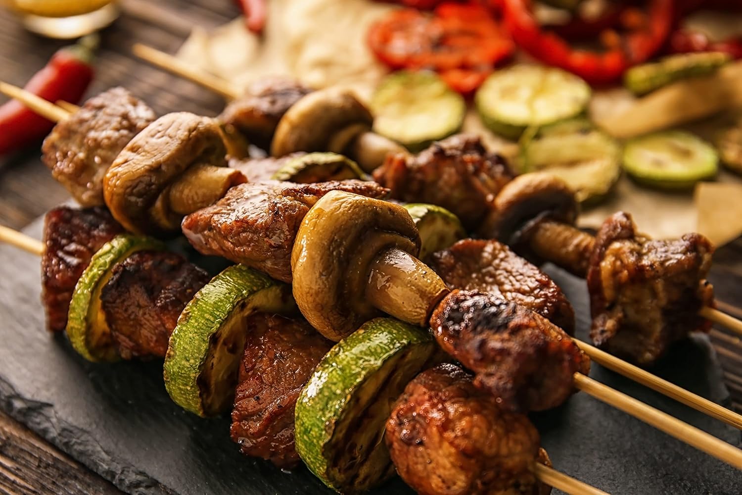Perfect Stix Brochetas de bambú de 10 pulgadas, 100 unidades. Incluye 100 pinchos de bambú de doble extremo de 5.5 pulgadas. Paquete de 100 unidades.