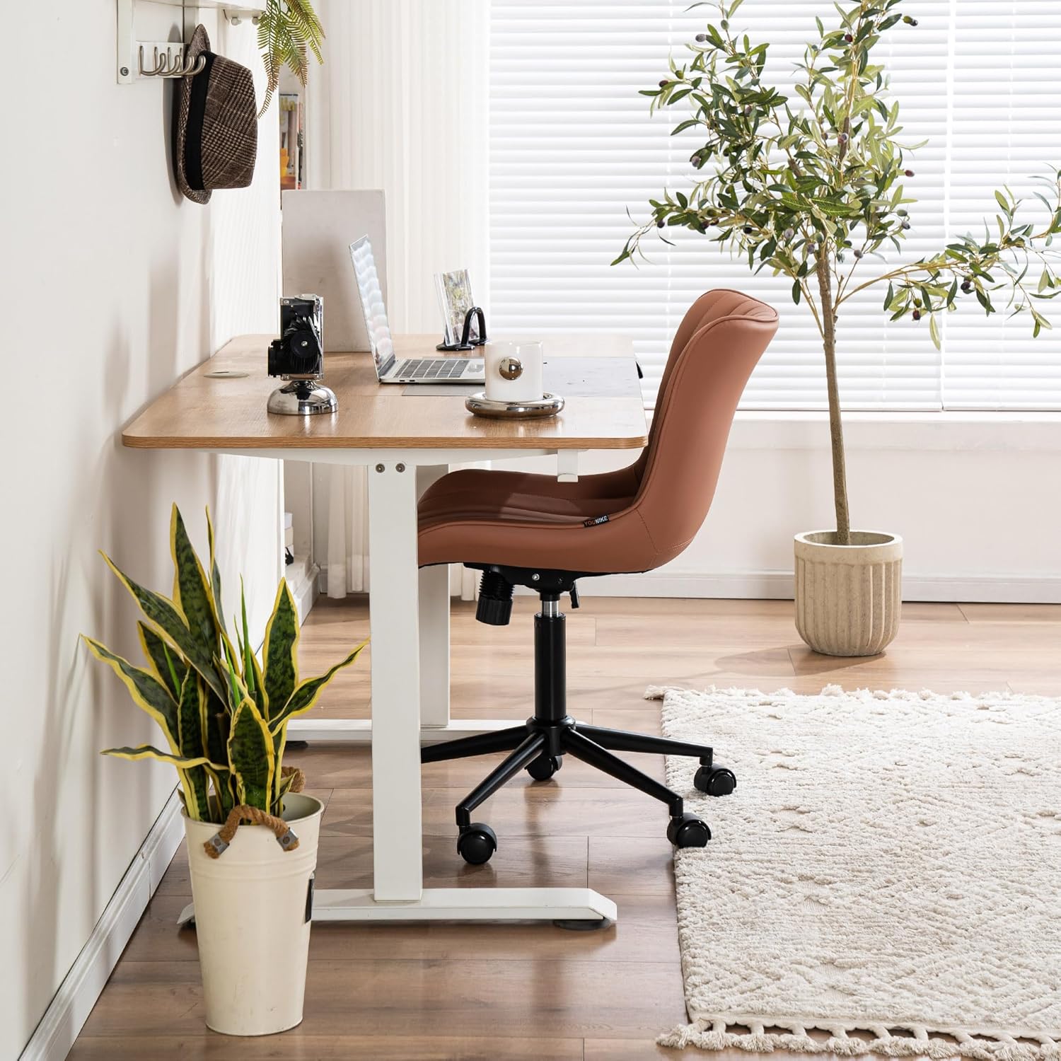 YOUNIKE Silla de oficina giratoria sin brazos de cuero con ruedas, silla de computadora tapizada ajustable con respaldo reclinable y giratorio,