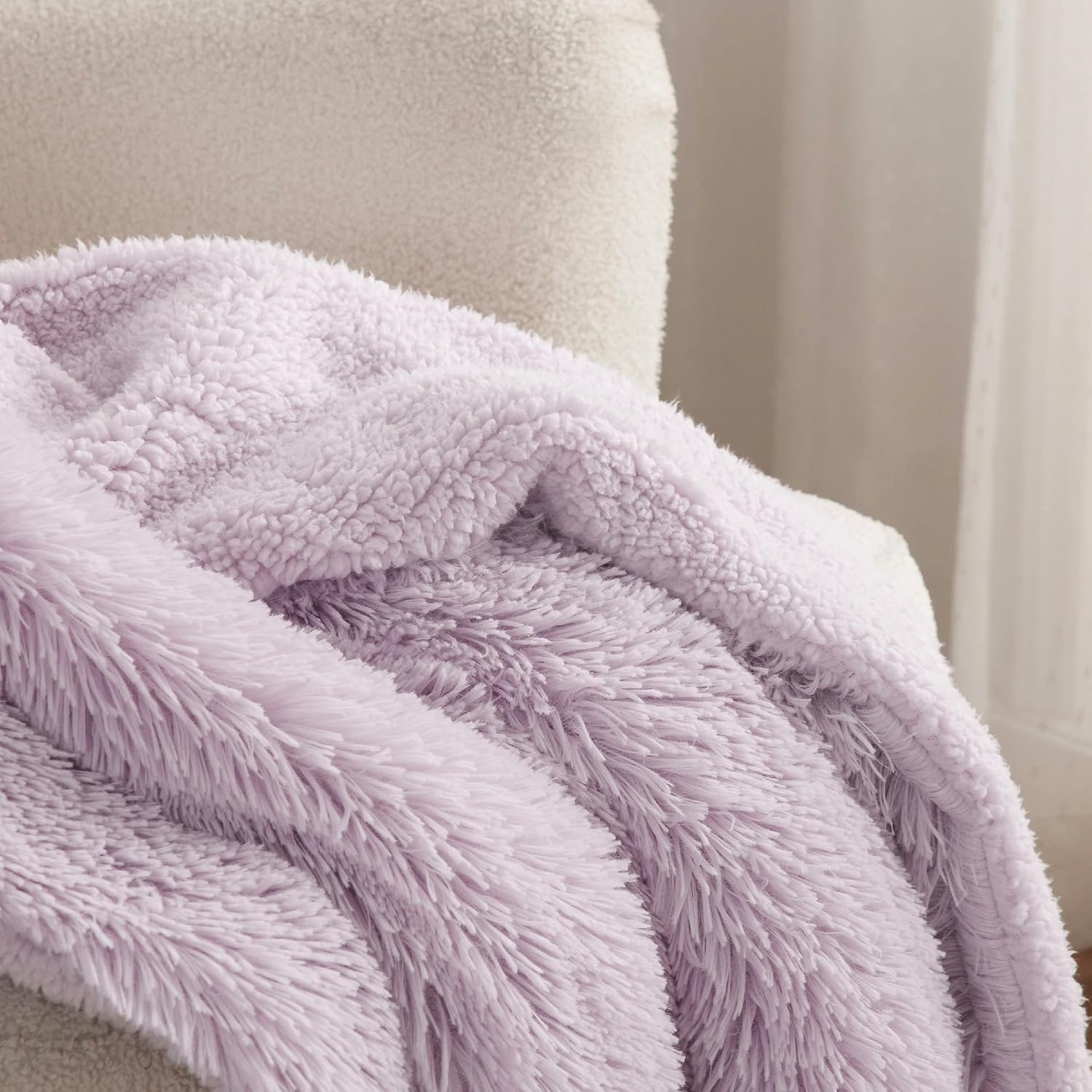 Bedsure – Manta de piel sintética color lavanda, peluda, esponjosa y lanuda, sherpa suave y gruesa, regalo decorativo de teñido anudado, mantas para