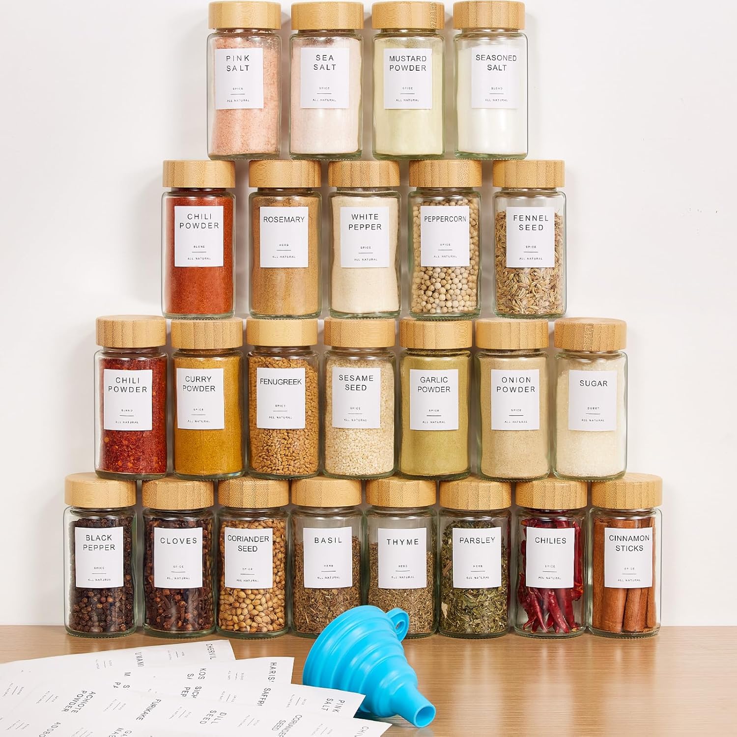 FavorFlavor 24 tarros de especias con etiqueta, tarros de condimentos de vidrio grueso de 4.6 onzas con tapas de bambú, botellas herméticas de