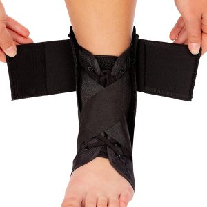 Franklin Sports Tobillera – Estabilizador de soporte de tobillo ajustable – Soporte de compresión para esguinces de tobillo y dolor – Tobillera Franklin Sports Tobillera – Estabilizador de soporte de tobillo ajustable – Soporte de compresión para esguinces de tobillo y dolor – Tobillera