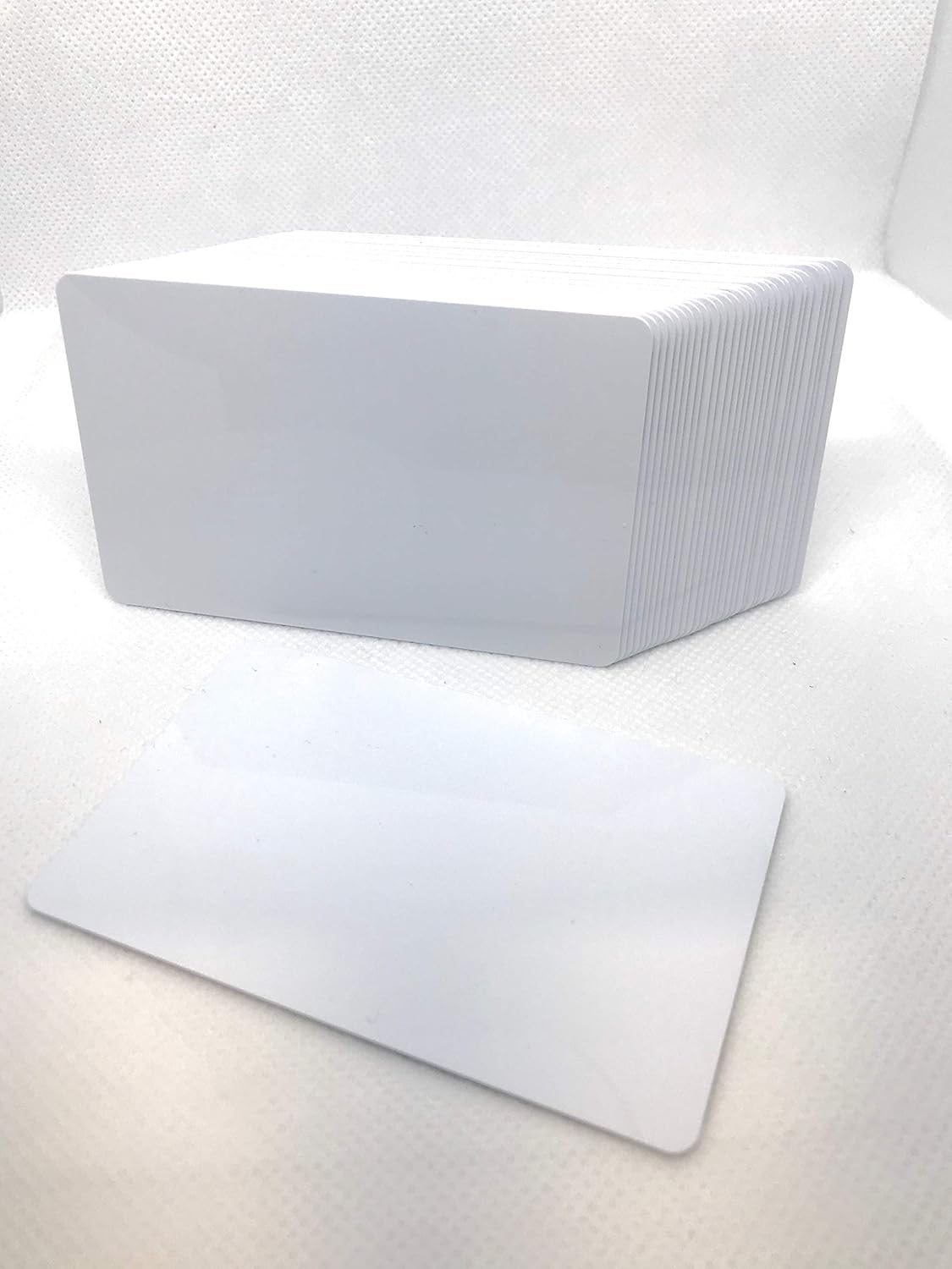 Crédito plástico blanco del PVC de 50 CR80 30Mil, regalo, tarjetas de identificación de la foto con el mago magnético de la raya de HiCo