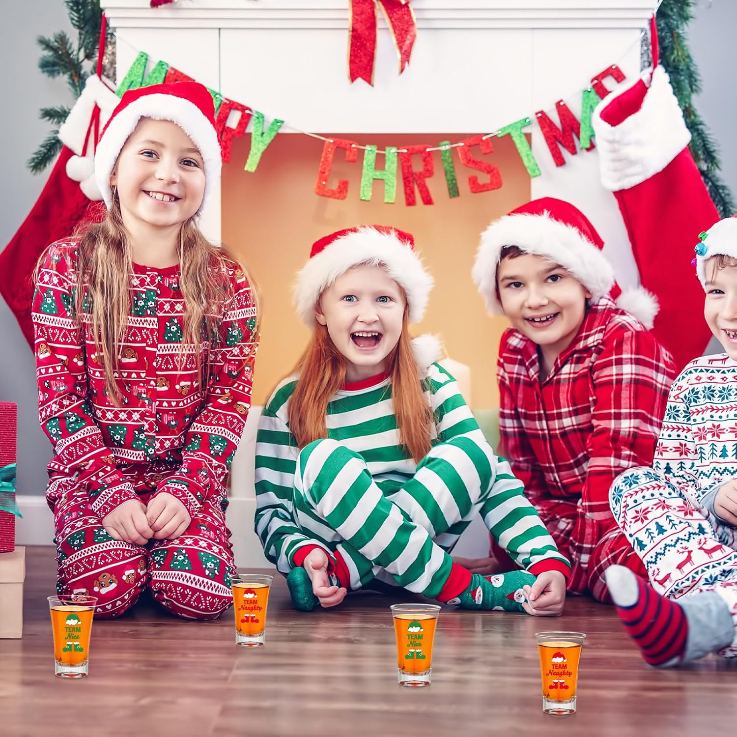 24 vasos de chupito de Navidad a granel de 1.2 onzas, reutilizables, para el equipo, travieso o bonito, vasos de acrílico transparente, juego de