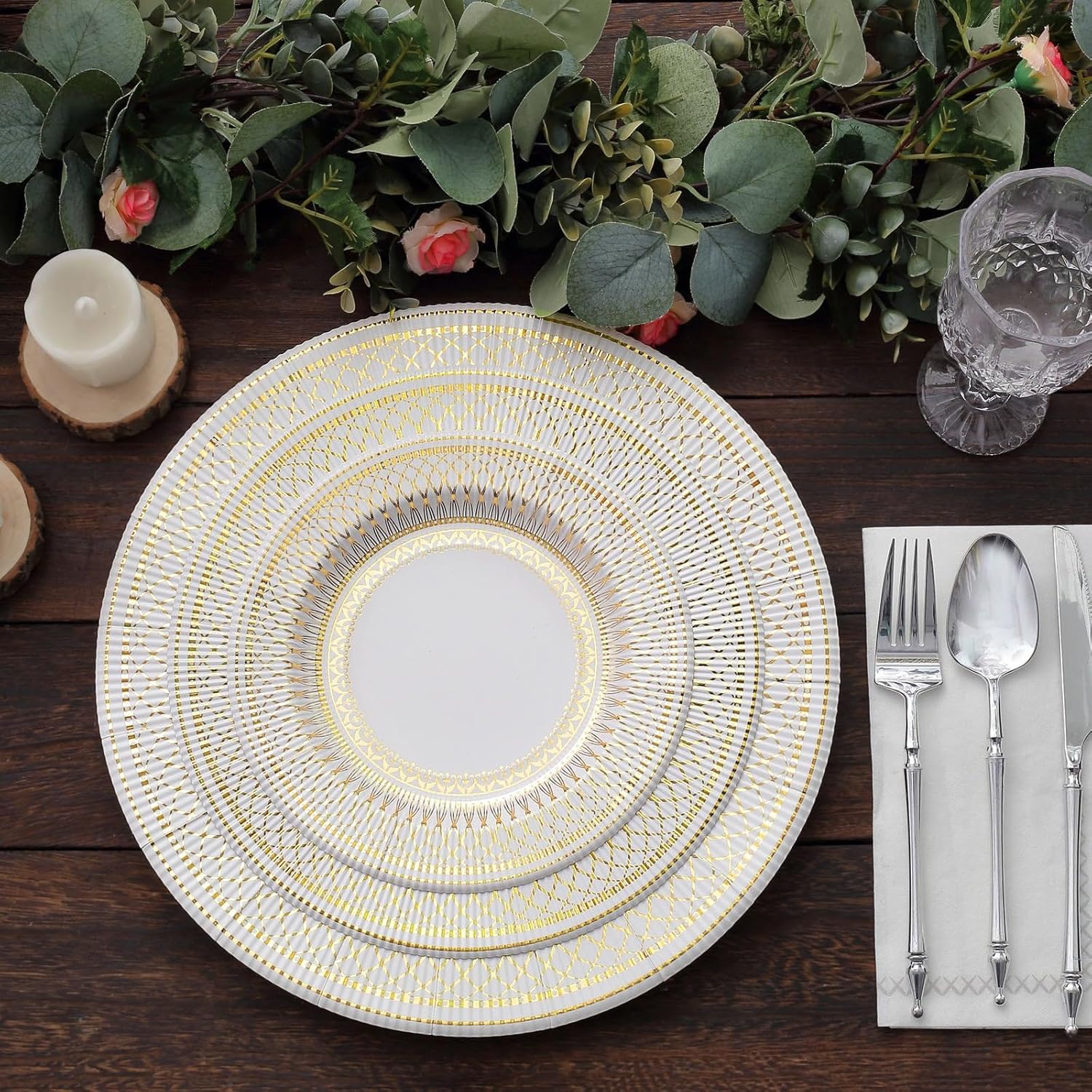 Efavormart – Paquete de 25 platos de papel de postre estilo vintage de porcelana dorada y blanca de 13 pulgadas, platos de fiesta desechables
