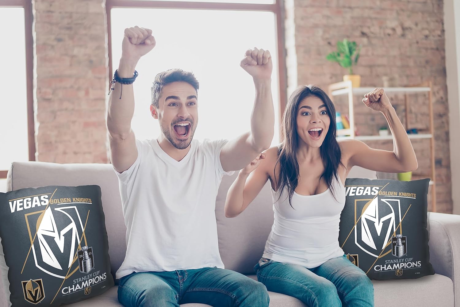 Northwest NHL Vegas Golden Knights 2023 NHL Stanley Cup Champions almohada, 18 x 18 pulgadas, juego de trucos