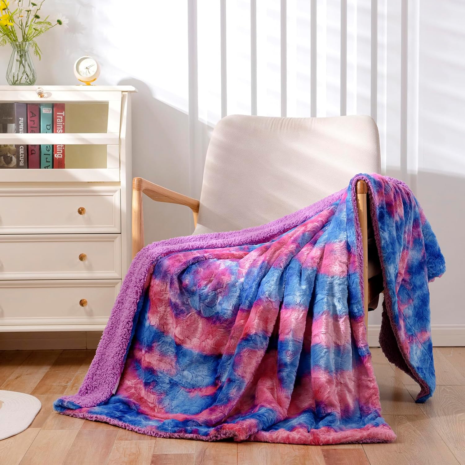 NEWCOSPLAY Manta mullida de piel sintética para sofá, color morado, azul y rosa, manta de felpa cálida para sofá y cama (morado, azul y rosa, manta