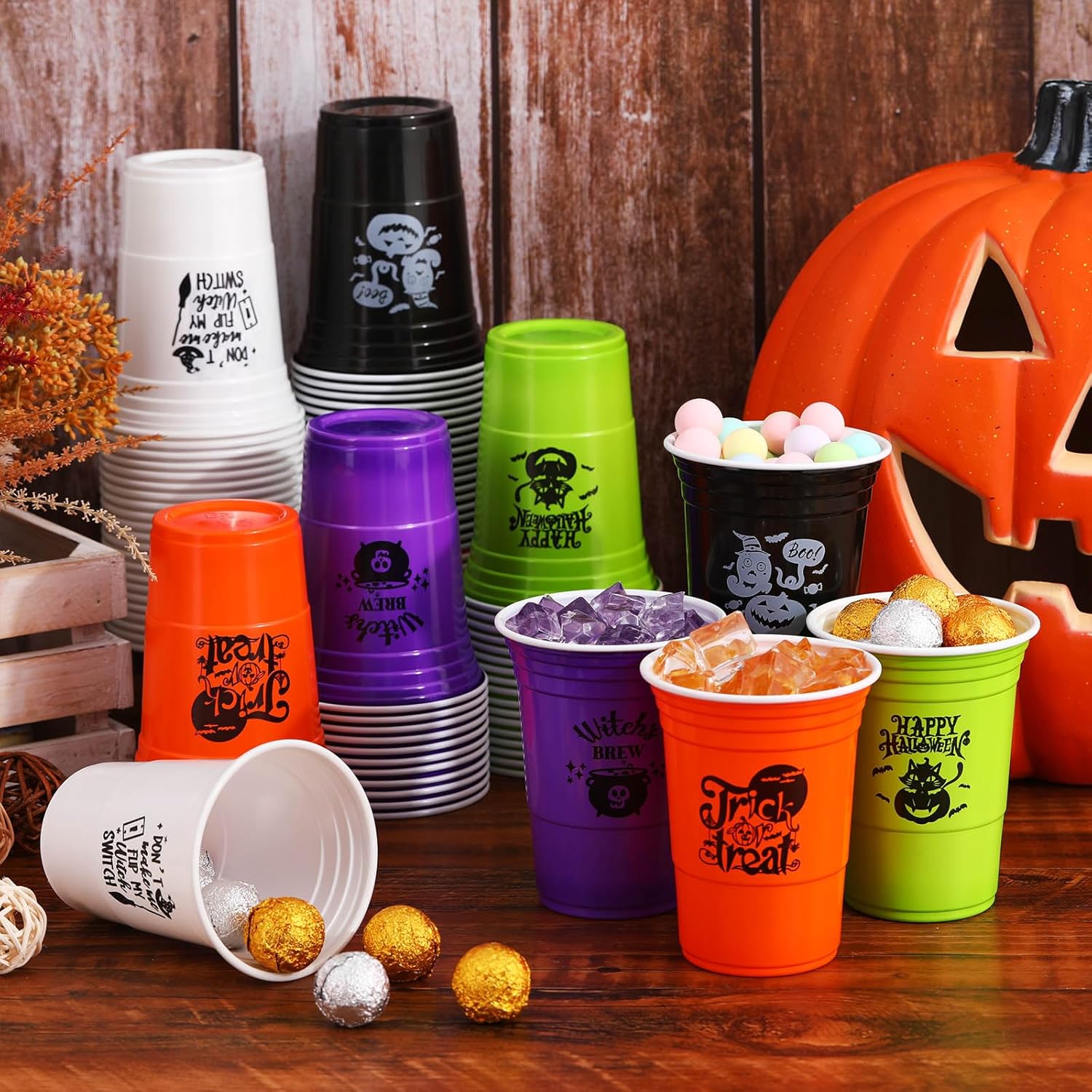 100 vasos de plástico de Halloween, 16 onzas, vasos desechables de Halloween, tazas de calabaza y bebidas frías para Halloween, suministros de