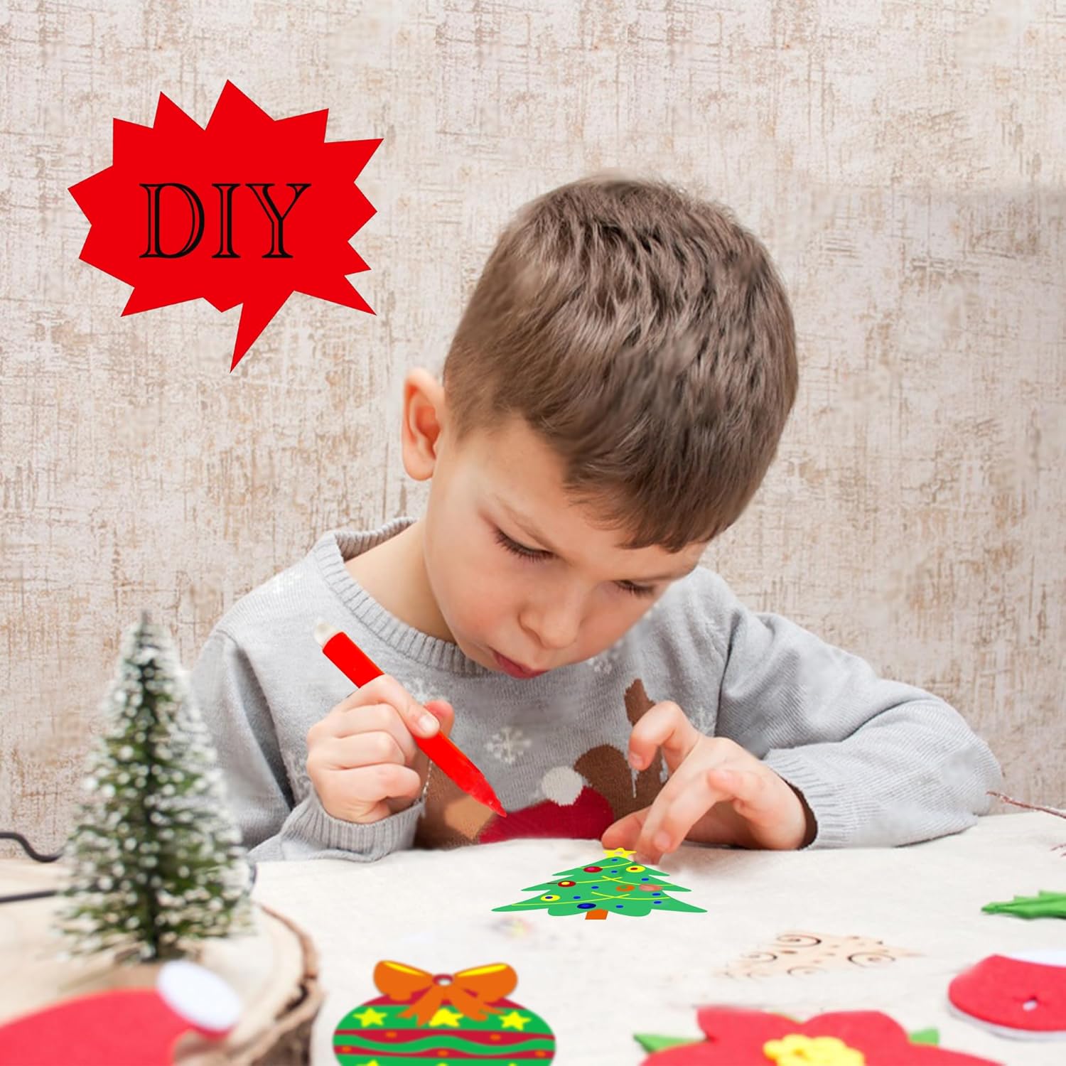 Aodmti 60 piezas de adornos de madera de Navidad sin terminar para pintar, adornos de Navidad de madera con 12 estilos, copos de nieve de bricolaje,
