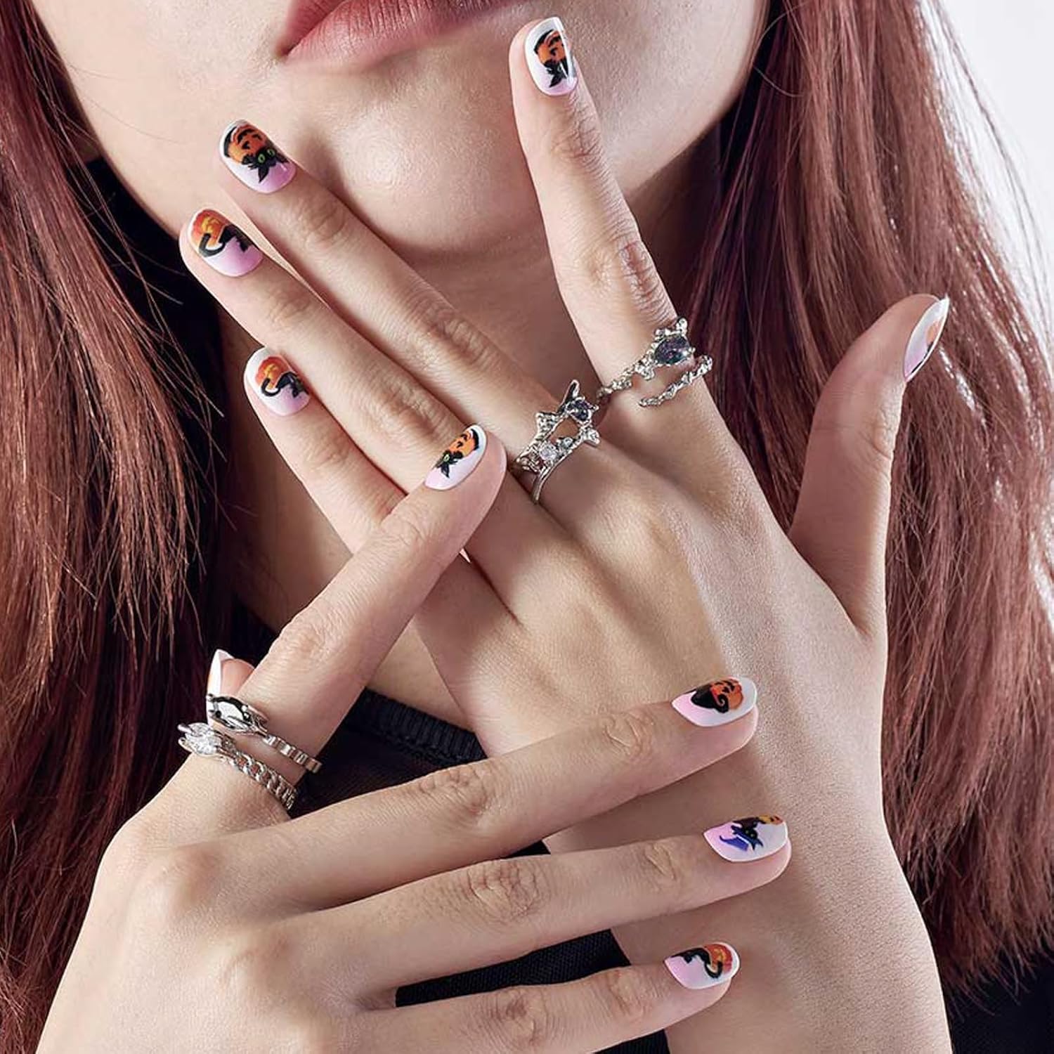 GLAMERMAID Uñas postizas cuadradas cortas para Halloween, color rosa y blanco, uñas postizas de gel con diseño de gato de bruja, uñas con pegamento