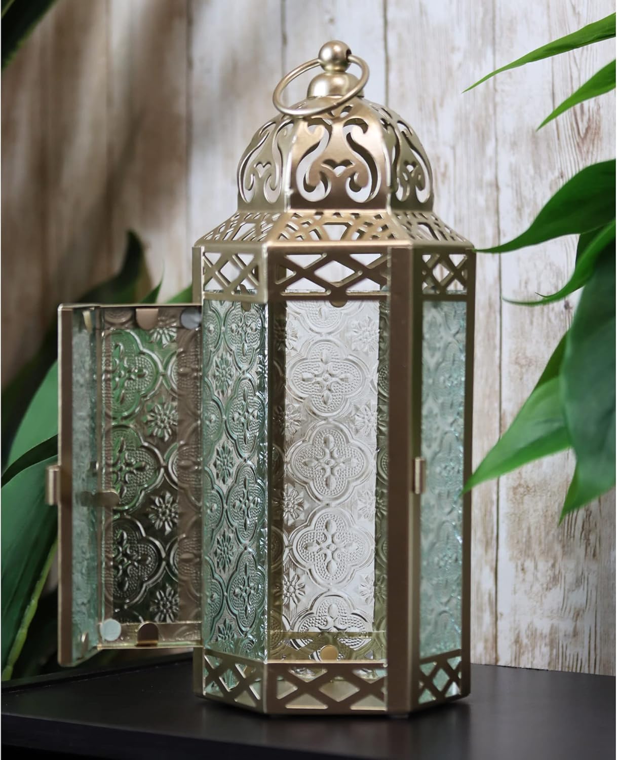 Vela Lanterns – Farol portavelas decorativo, estilo marroquí, color blanco y dorado, cristal transparente, tamaño mediano