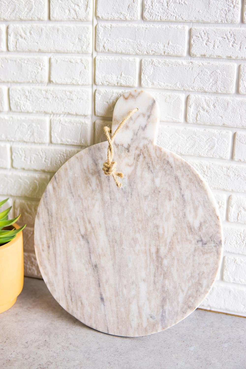 Ebros Gift Moderna y elegante bandeja de cortar redonda de mármol natural veteado gris y blanco de 15 pulgadas de largo Charcutería Hors D’oeuvres