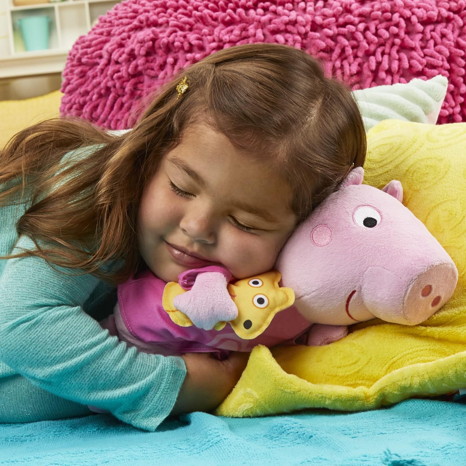 Peppa Pig Peppa’s Bedtime Lullabies – Muñeca de peluche con accesorio de oso de peluche, 3 canciones, 3 frases, a partir de 3 años