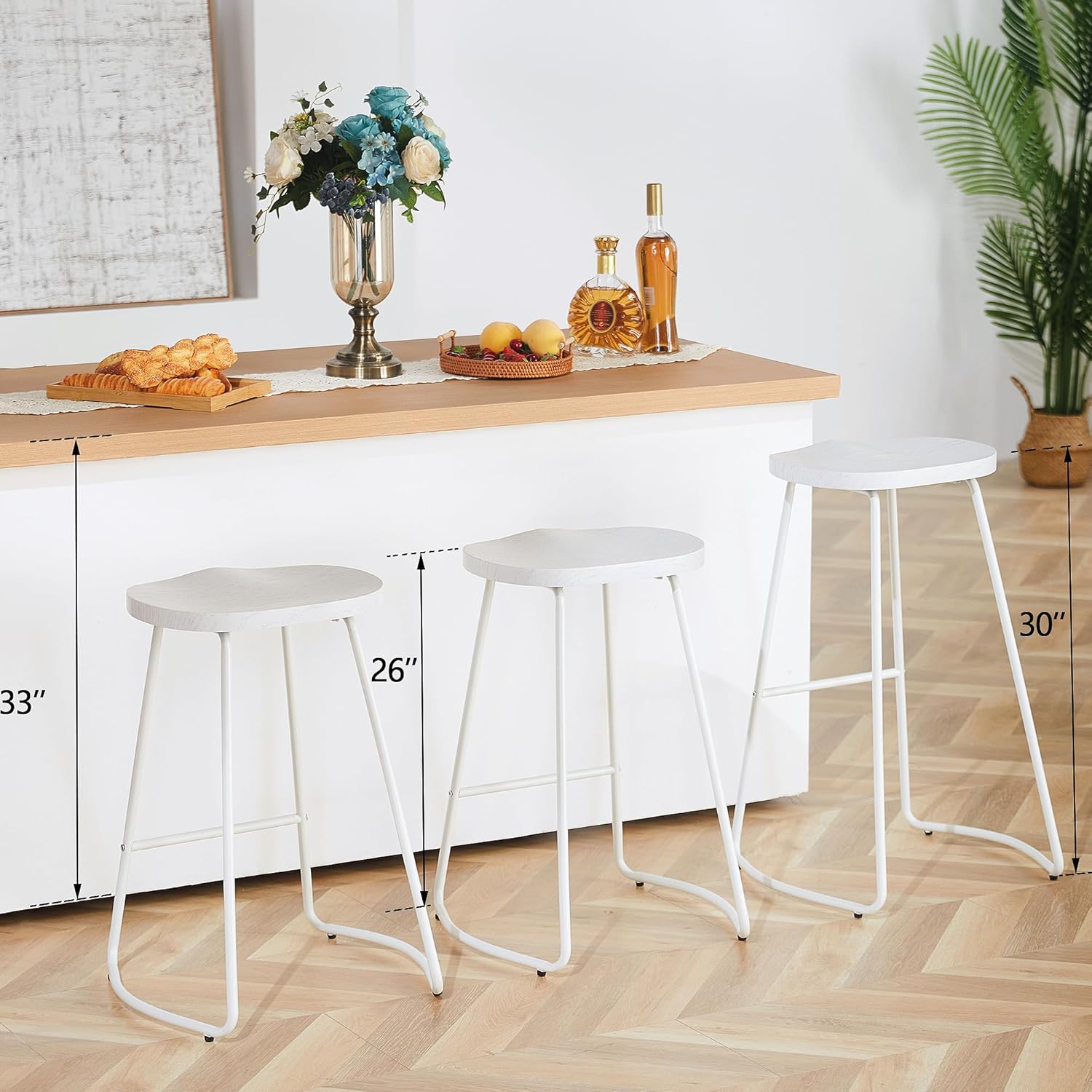 HeuGah Juego de 3 taburetes de bar, taburetes de bar con asiento de silla de montar, taburete de bar sin respaldo de 26 pulgadas para isla de