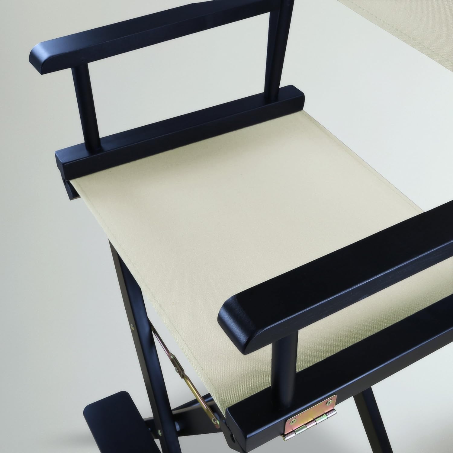 Casual Home – Silla de director de 30.0in, marco negro con lienzo color trigo, altura de barra