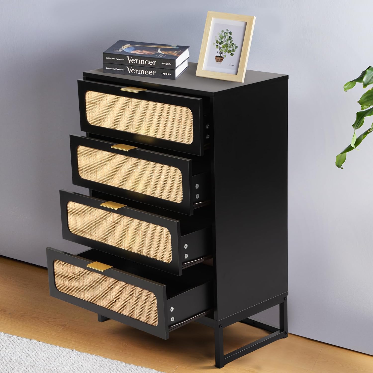 Cómoda de 4 cajones para dormitorio, cómoda de ratán, cómoda de armario, cómoda de almacenamiento de madera alta para sala de estar, dormitorio de
