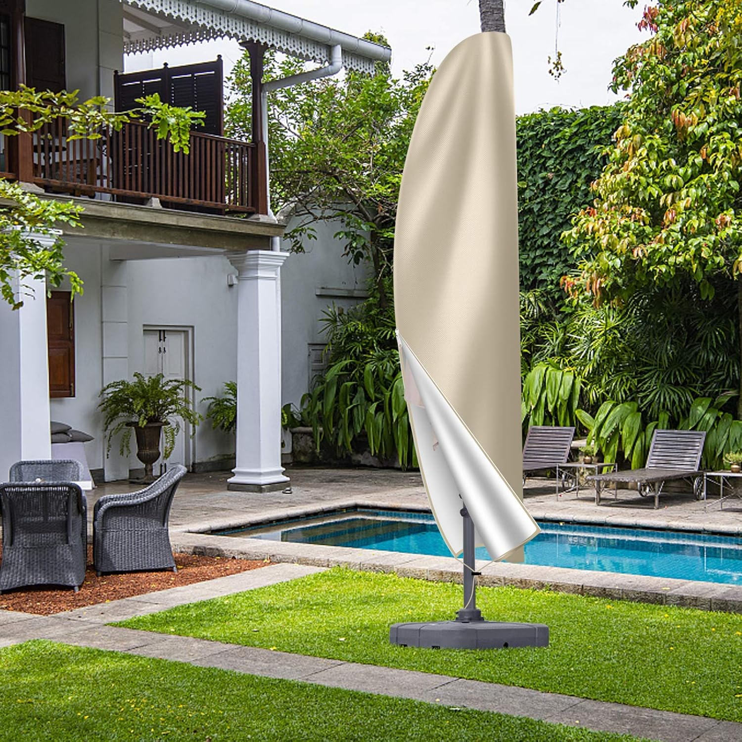 OKPOW Cubierta para sombrilla de patio para sombrillas de 11 a 13 pies  Funda impermeable voladiza para sombrilla con cremallera resistente