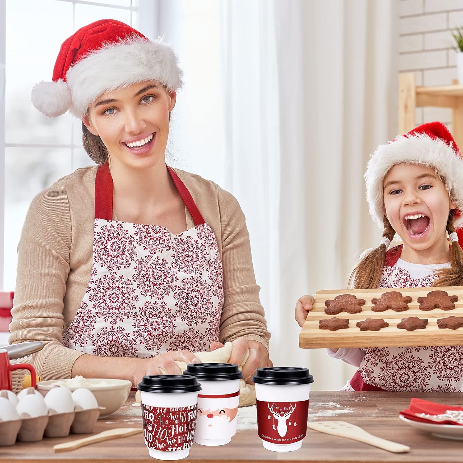 Whaline 60 fundas de papel de Navidad para taza de café, fundas de papel de Navidad rojas para tazas de papel de 12 y 16 onzas, Papá Noel, reno,