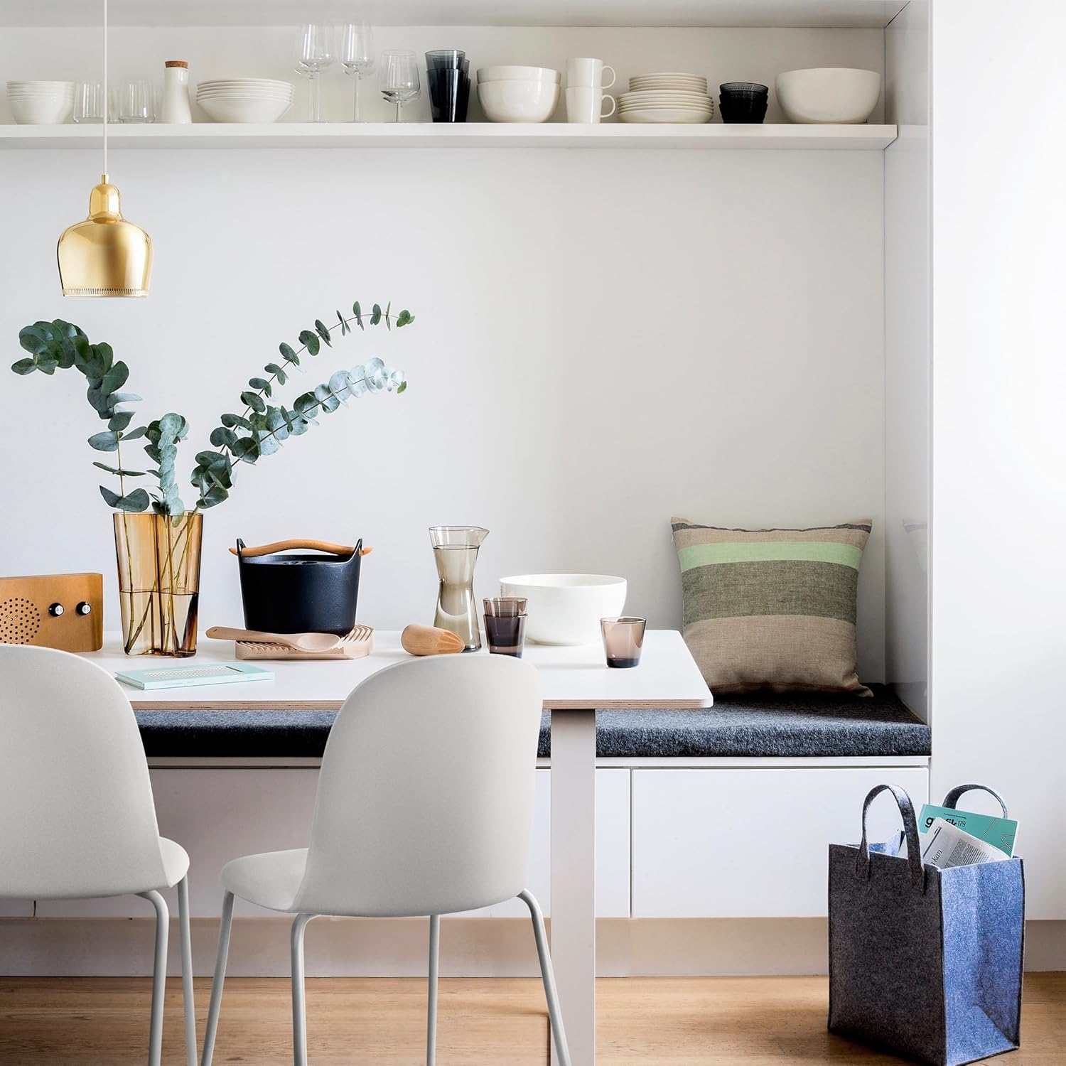 2xhome Juego de 4 sillas apilables contemporáneas modernas de comedor de cocina moldeadas de plástico sin brazos con parte trasera curvada forma