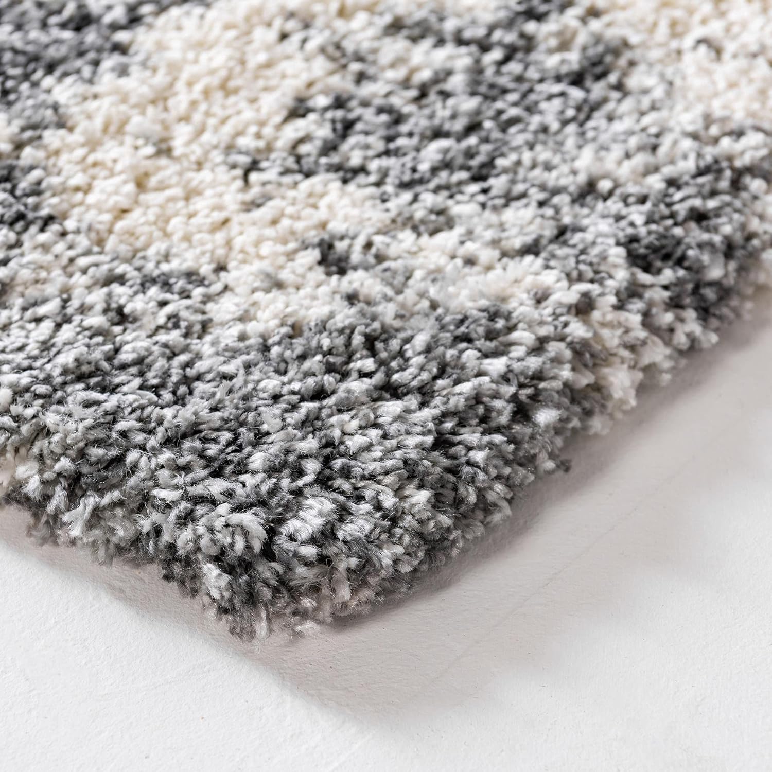 Rugs.com Soft Touch Shag Collection – Alfombra de pelo largo gris ahumado de 3 x 5 pulgadas, perfecta para entradas, cocinas, rincones de desayuno,