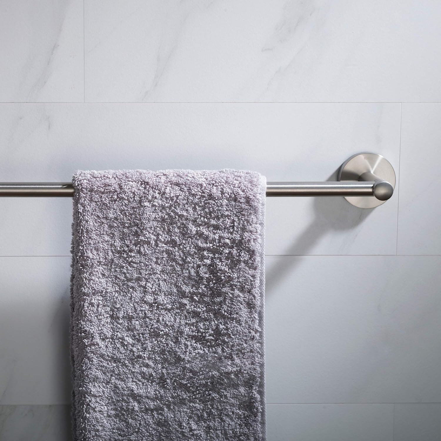 KRAUS Elie KEA-18836BN – Toallero de baño de 18 pulgadas, acabado de níquel cepillado