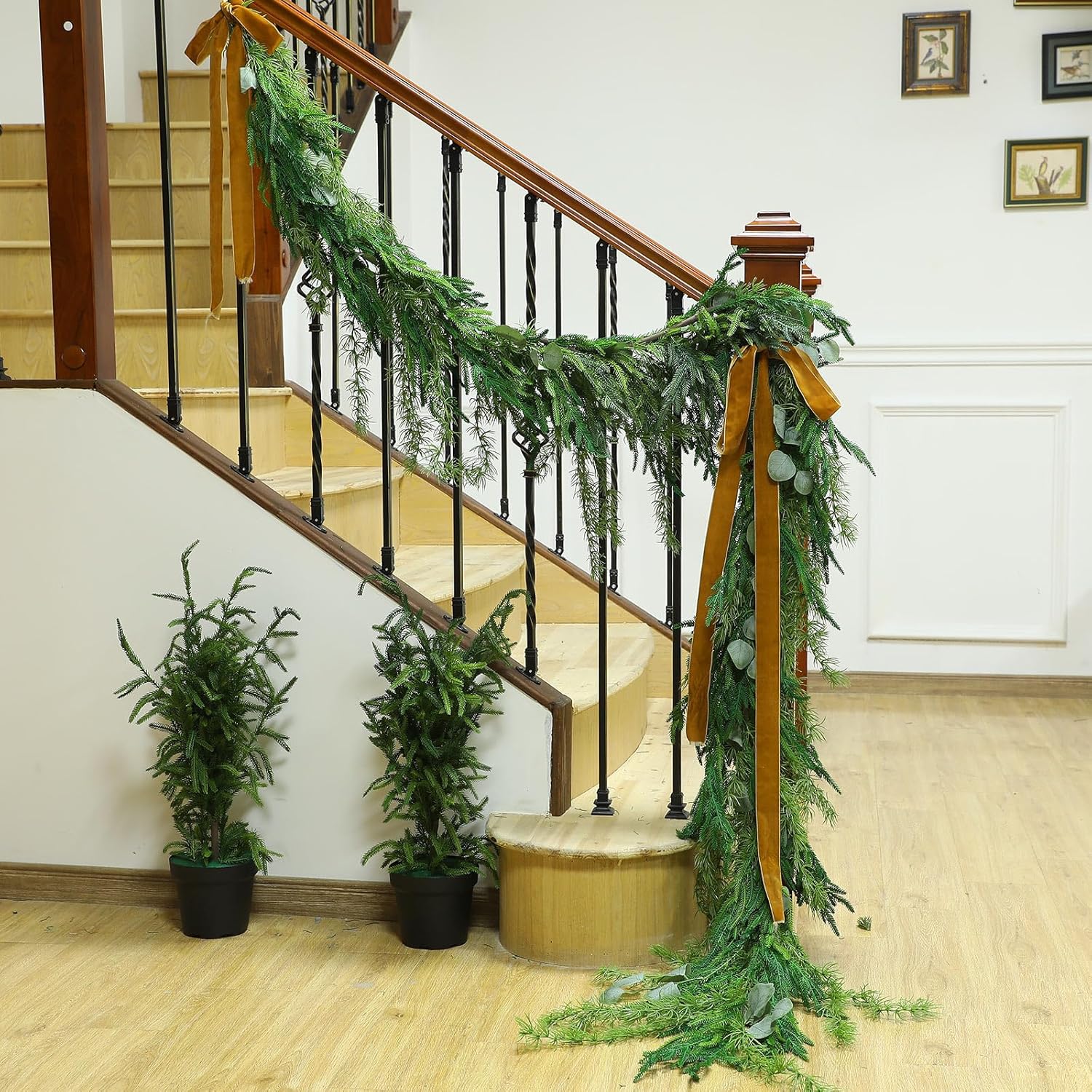 Guirnalda de pino Norfolk de Navidad, guirnalda artificial de vegetación sintética para decoración de manto interior de vacaciones (9 pies, 1 unidad)