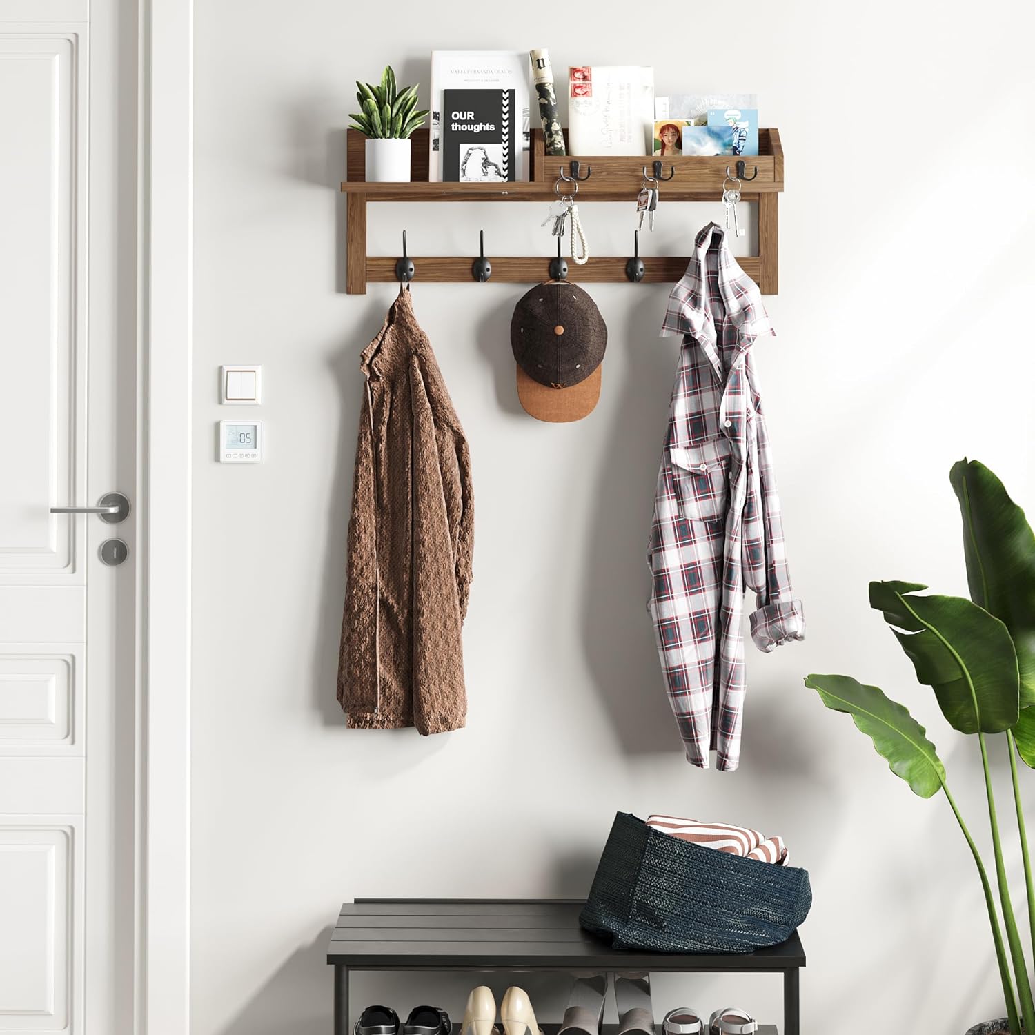 AMBIRD Ganchos de pared con estante de 26.57 pulgadas para colgar en la pared, ganchos de madera para colgar abrigos de pared con estante para