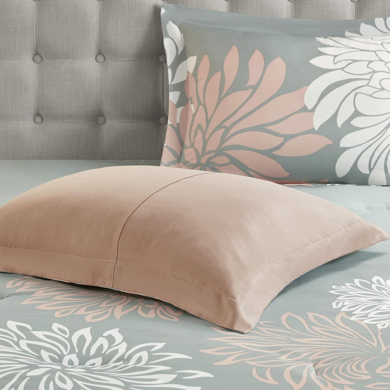 MPE10-860 – Juego de cama para todas las estaciones, con almohada decorativa a juego, tamaño matrimonial (78 x 86pulgadas), color rosado y gris