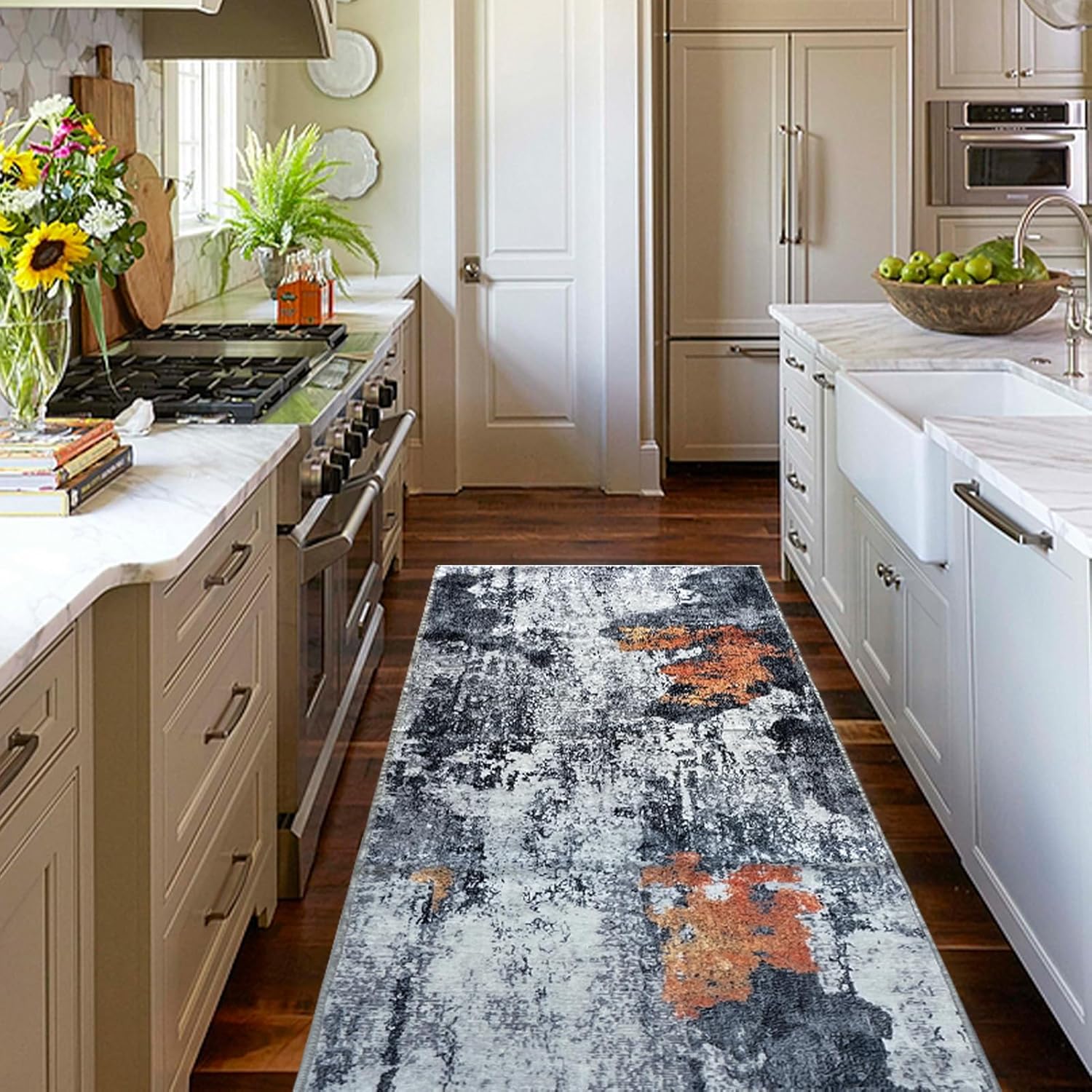OIGAE Alfombra lavable de 2 x 6 pies, alfombra larga abstracta moderna para pasillo de cocina con parte trasera antideslizante, alfombra para