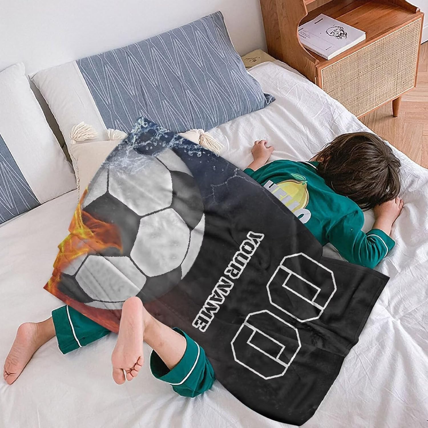 Tuoxiukan Manta de fútbol personalizada con nombre, manta personalizada para niñas y niños, mantas de números personalizados para equipo de fútbol,