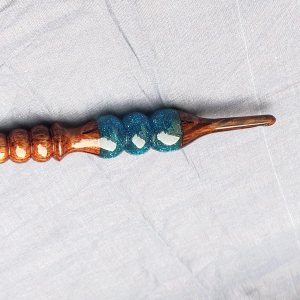 Merit wooden craft Ganchos de ganchillo hechos a mano de resina epoxi y mezcla de madera, agujas ergonómicas de mango suave, tejido de punto, hilo Merit wooden craft Ganchos de ganchillo hechos a mano de resina epoxi y mezcla de madera, agujas ergonómicas de mango suave, tejido de punto, hilo