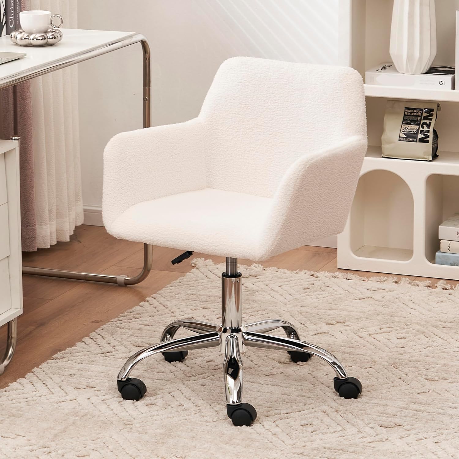 Goujxcy Silla de oficina peluda, silla de escritorio giratoria de piel sintética, silla de oficina en casa de piel sintética, silla tapizada de