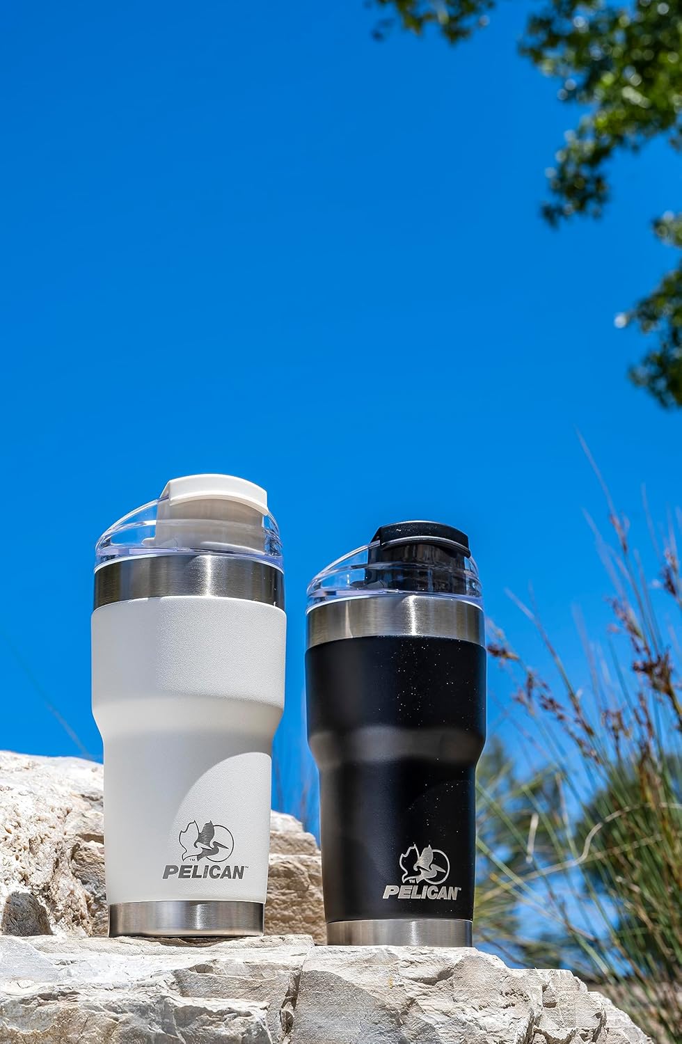Pelican Hydration Pelican Traveler – Vaso aislado al vacío de 22 onzas, de acero inoxidable, doble pared, con tapa doble, taza de café aislada con