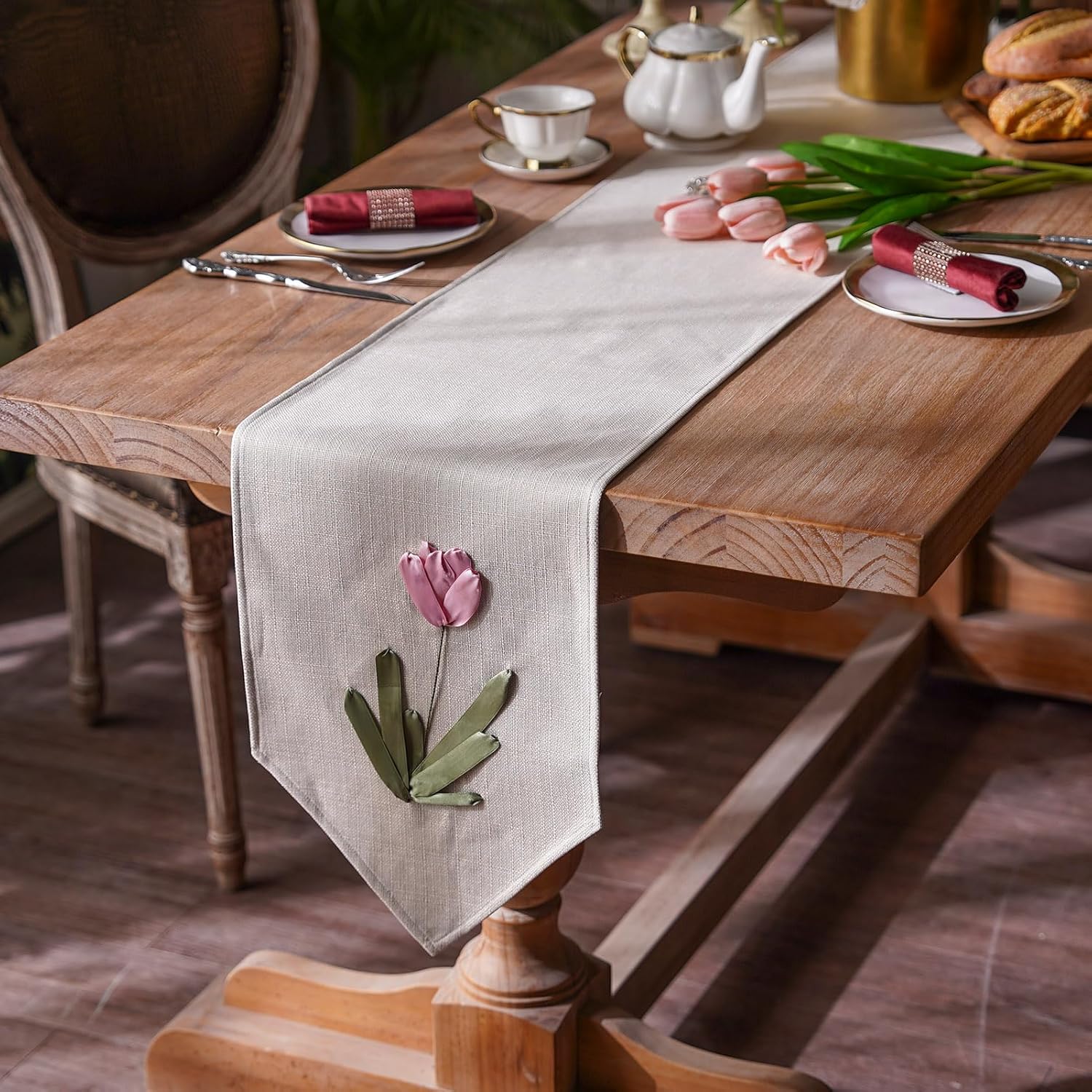 ARTABLE Caminos de mesa hechos a mano, bordado, rosas, tulipanes, flores, lino natural, para mesa de café, bufanda, patrones clásicos vintage