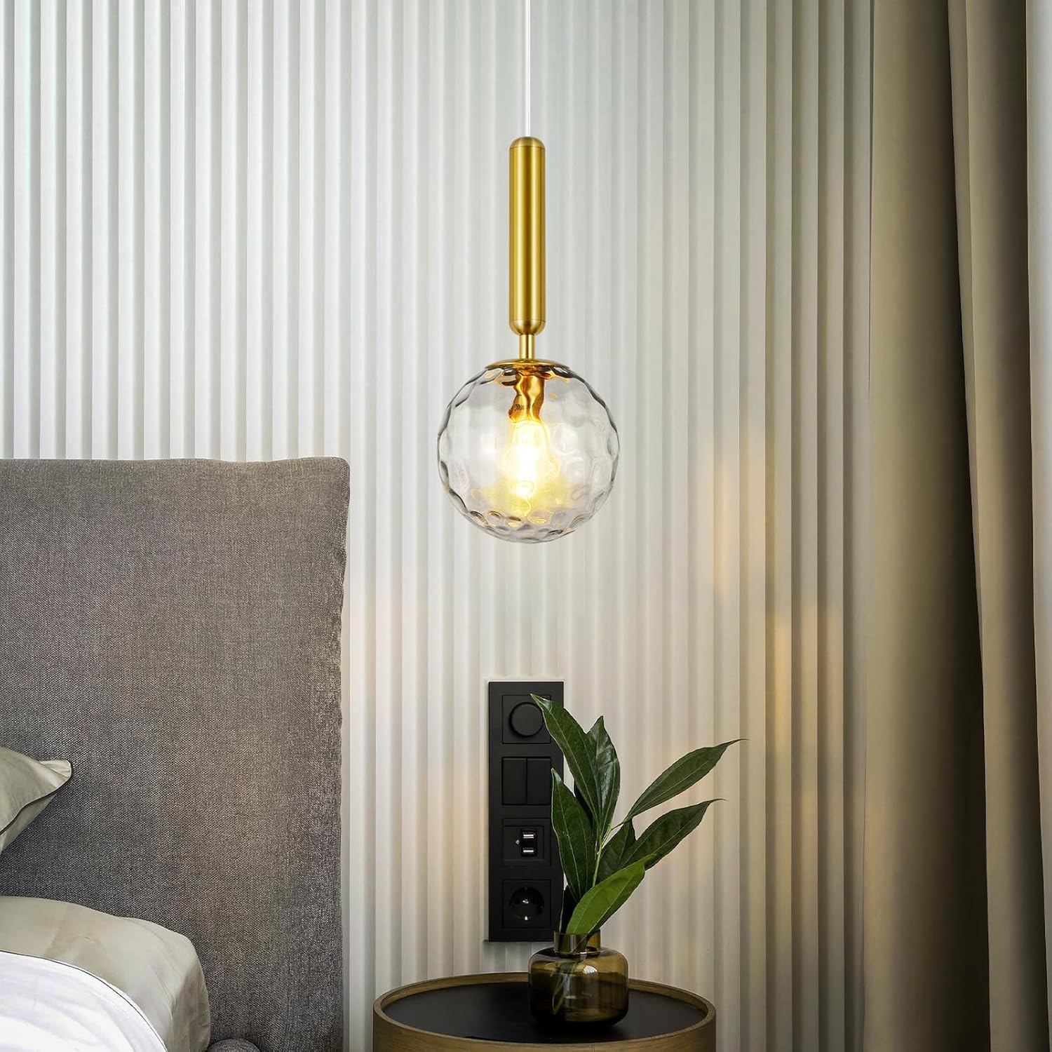 Lámpara colgante moderna dorada para isla de cocina de mediados de siglo con globo colgante de cristal transparente para sala de estar, dormitorio,