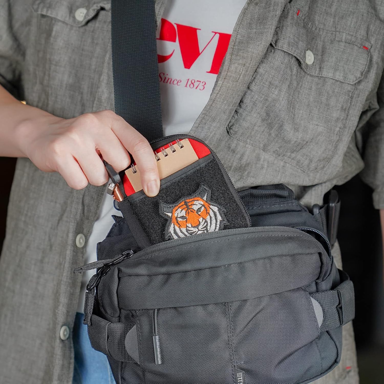 Bolsa EDC, organizador de bolsillo, bolsa poderosa para hombres, bolsas EDC con velcro, pequeña bolsa de herramientas con anillo en D, organizador