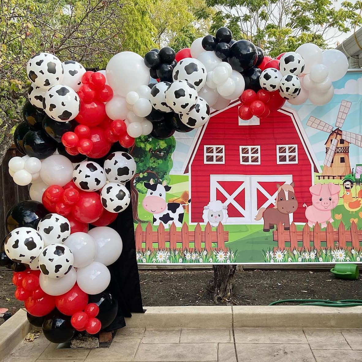 Decoraciones de fiesta de vaca, kit de arco de guirnalda de globos de vaca, globos rojos, negros y blancos para decoraciones de fiesta de vaquera,