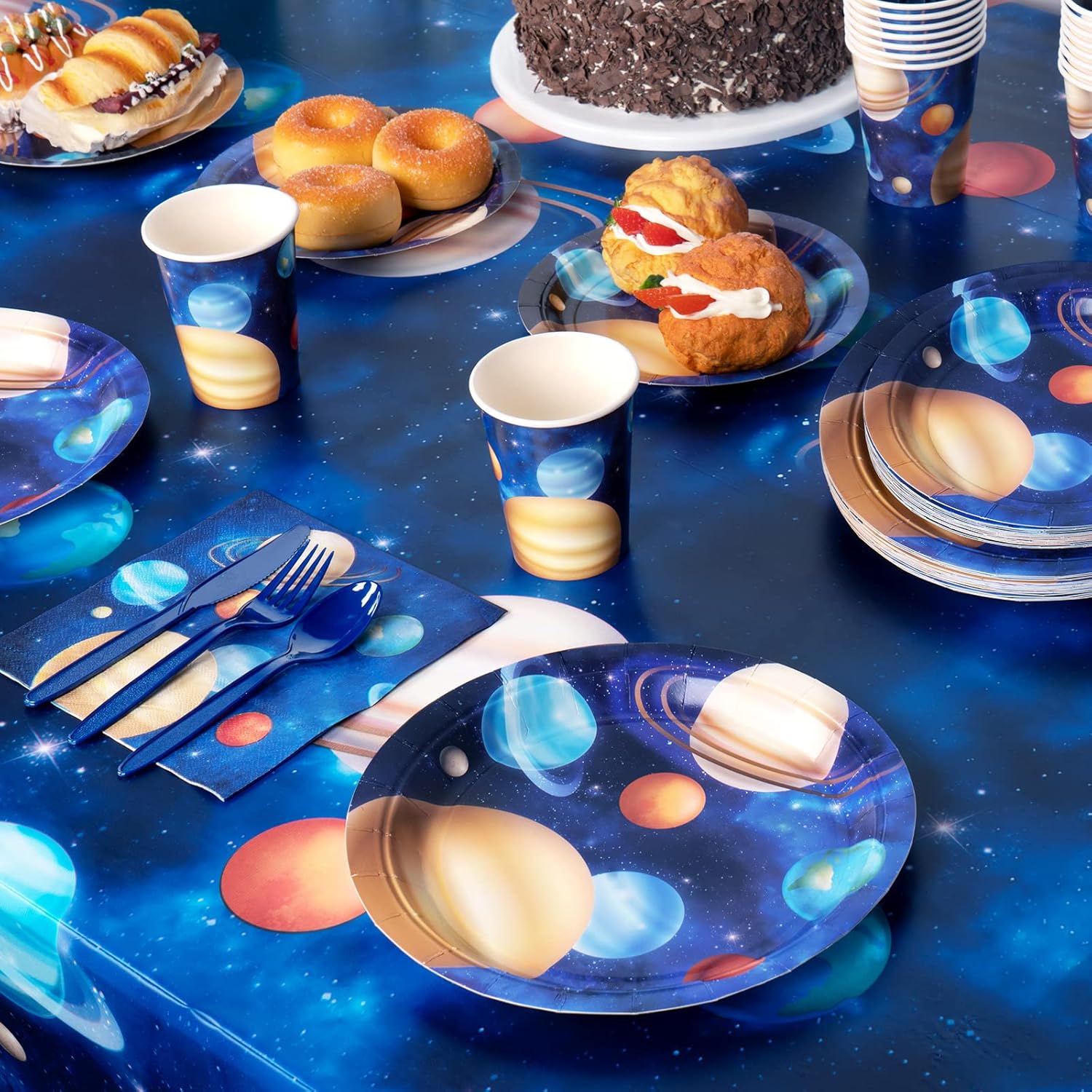 DECORLIFE Suministros para fiestas temáticas espaciales para 24 unidades, decoraciones de fiesta del espacio exterior para niños, platos de planeta,