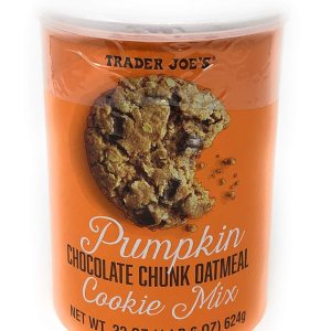 Trader Joe’s Mezcla de galletas de avena con trozos de chocolate y calabaza, 22 onzas Trader Joe’s Mezcla de galletas de avena con trozos de chocolate y calabaza, 22 onzas
