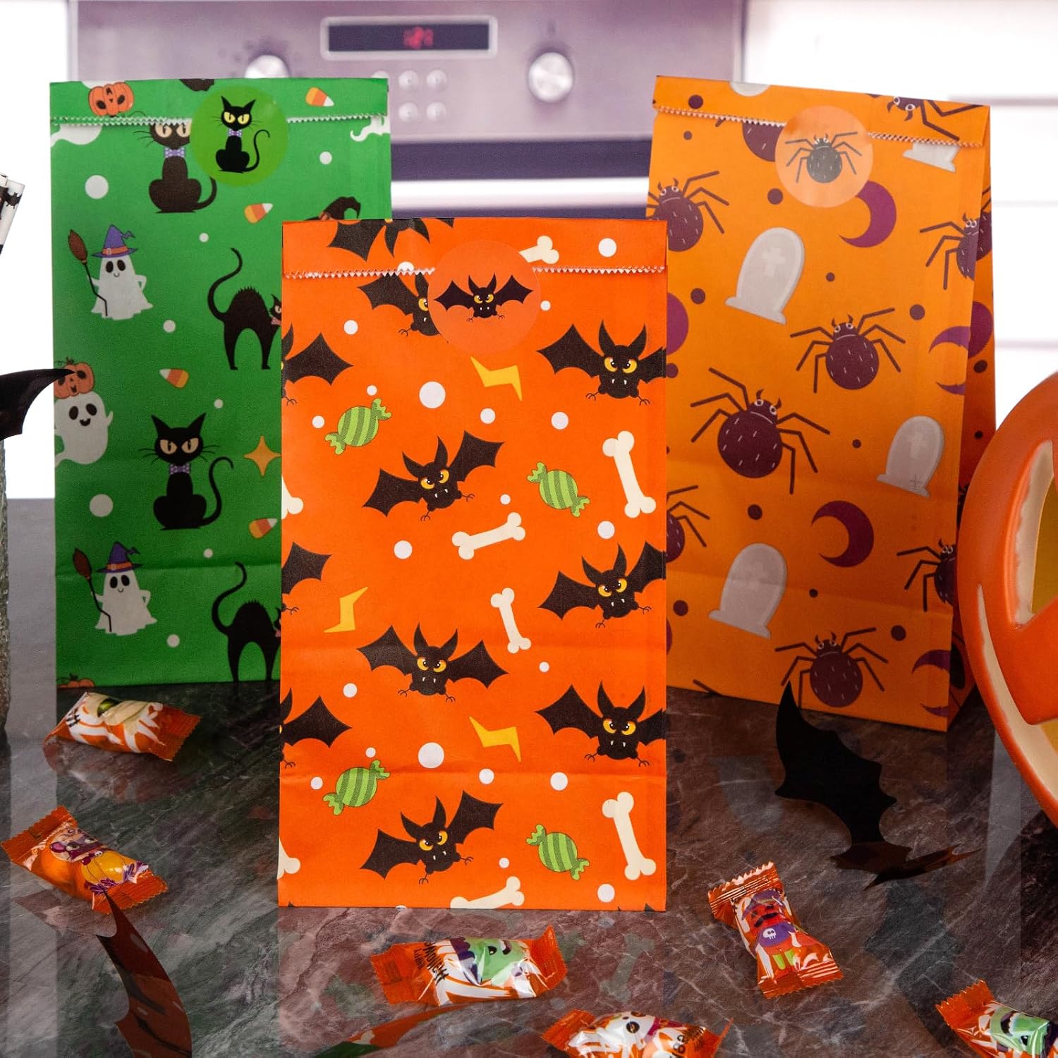 VGOODALL 54 bolsas de regalo de Halloween a granel, bolsas de papel de Halloween, bolsas de dulces, bolsas de regalo, bolsas de aperitivos para