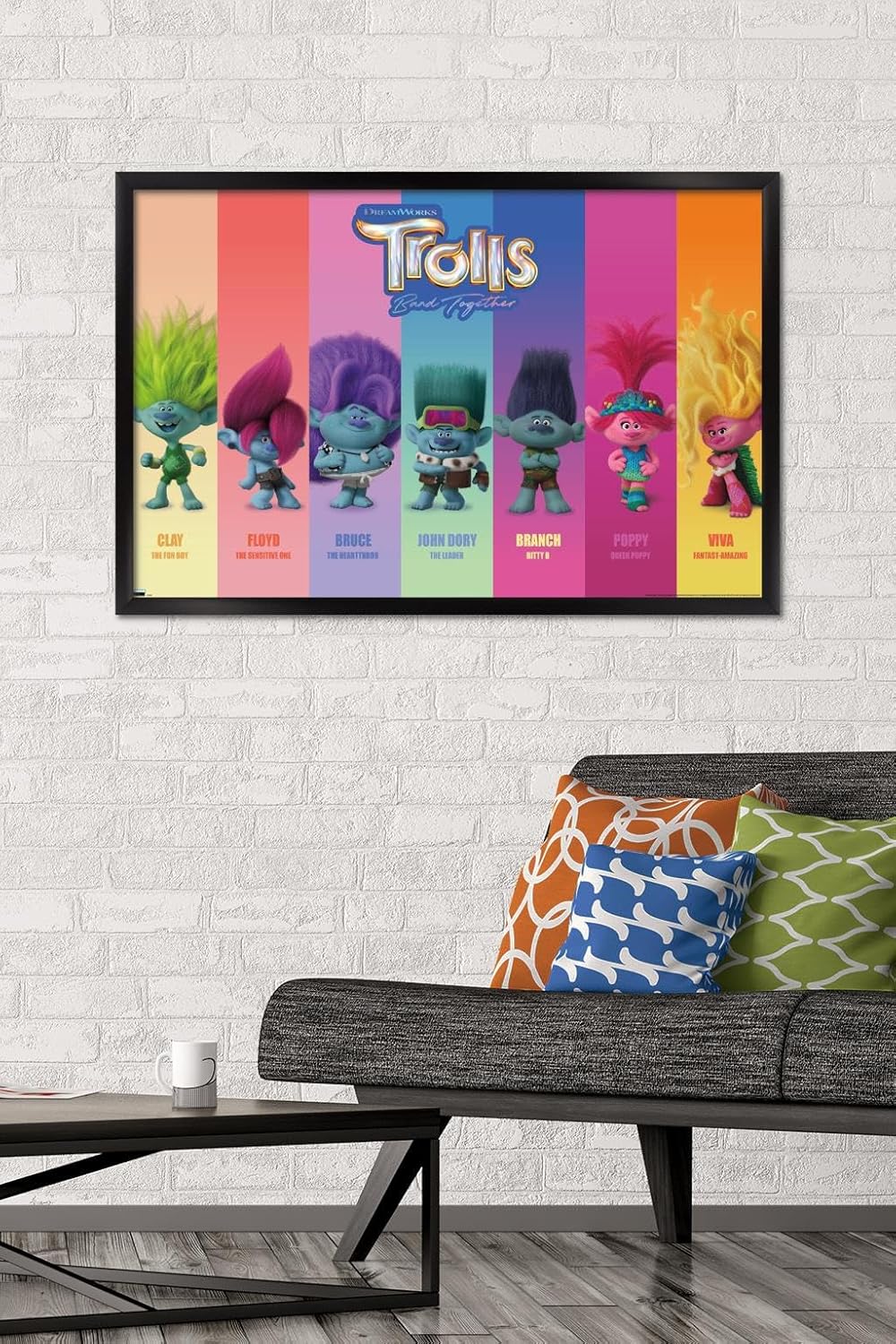 Trends International Trolls Band Together – Póster de pared Perfect Harmony, 22.37 x 34.00 pulgadas, versión enmarcada en negro