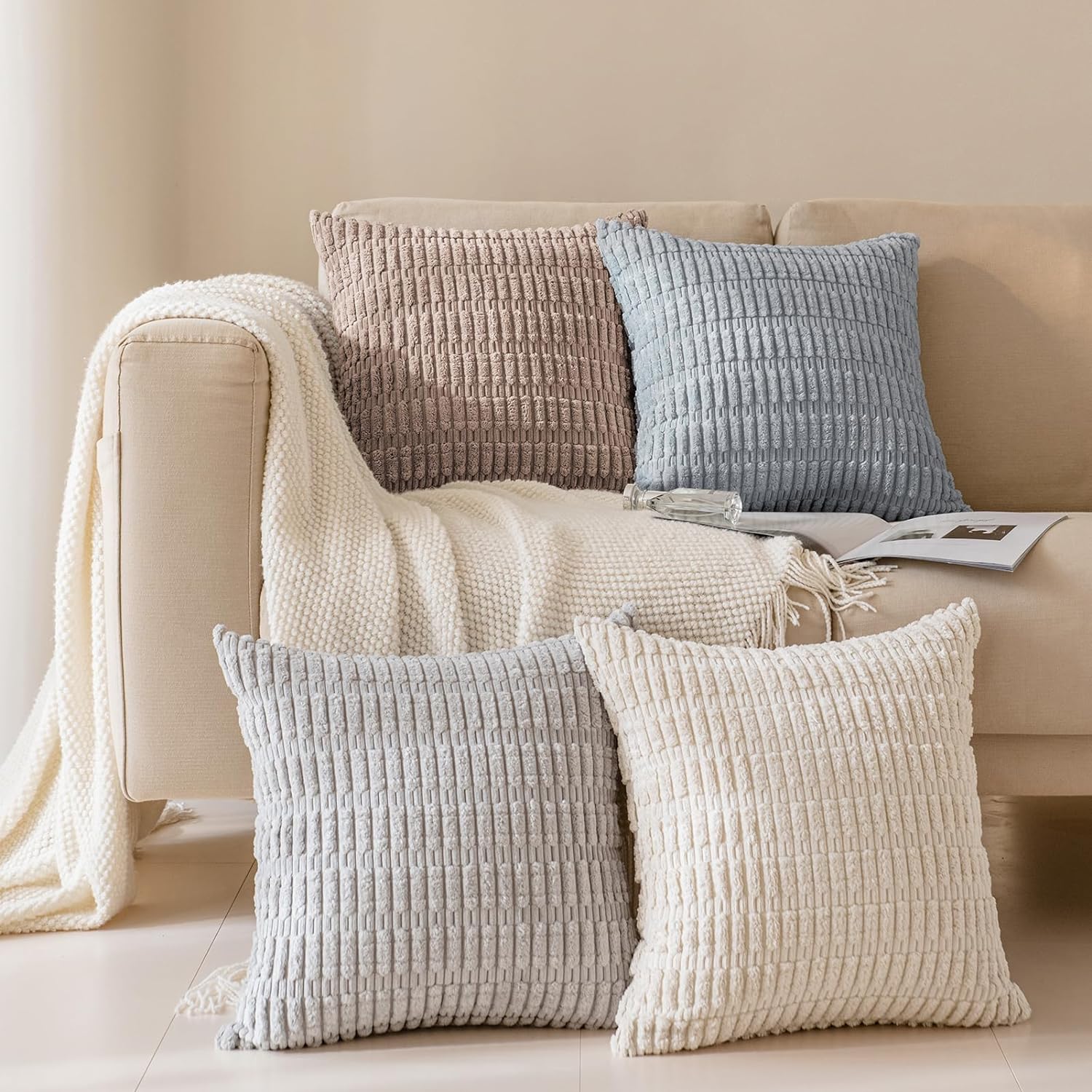 Softalker Juego de 4 fundas de almohada de pana suave a rayas bohemias de 18 x 18 pulgadas, fundas decorativas modernas para sofá, dormitorio y sala