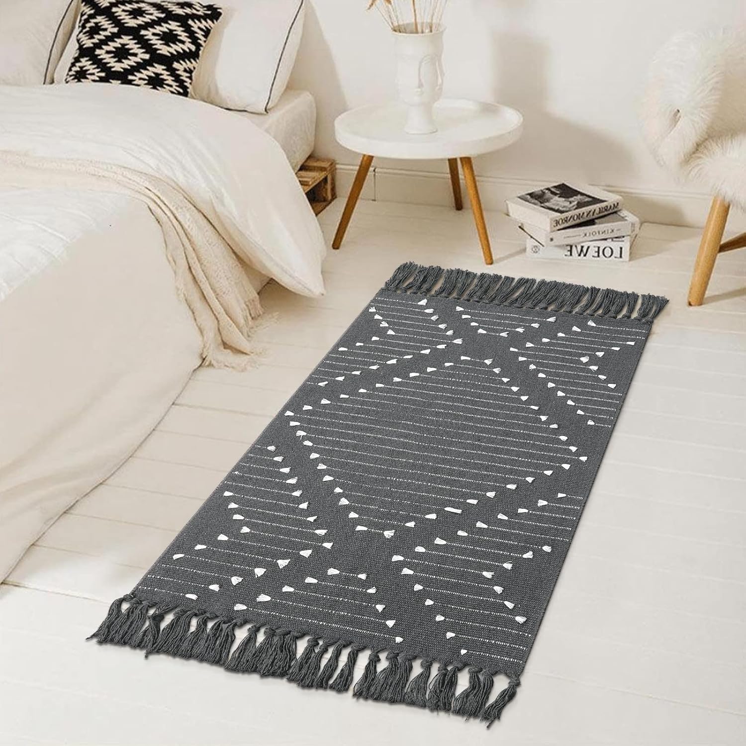 HAOCOO Alfombras de baño grises de 2 x 3 pies, alfombra tejida de algodón pequeña lavable con borlas, alfombra marroquí para puerta delantera,