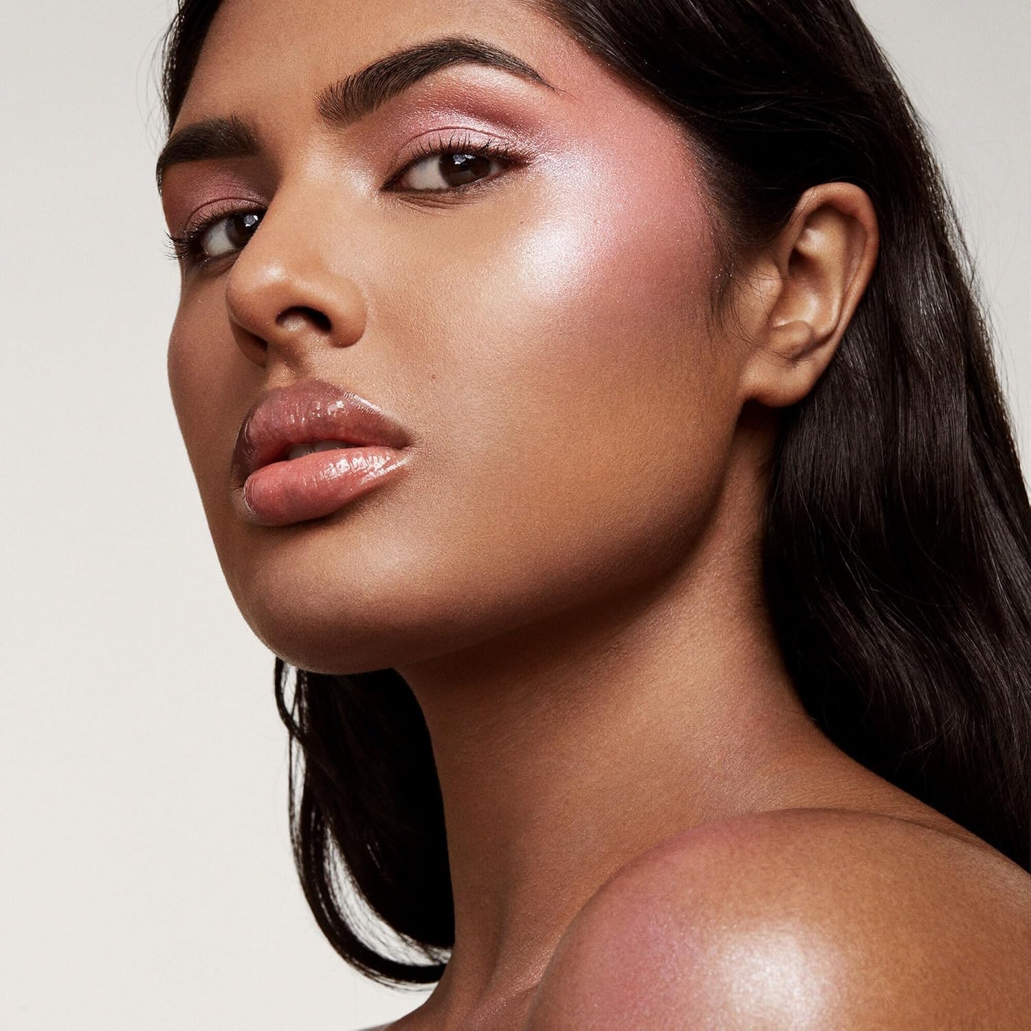 Fenty Beauty by Rihanna Killawatt Freestyle Resaltador Wattabrat
