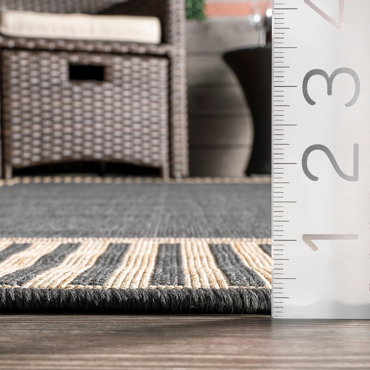 nuLOOM Asha – Alfombra de área con borde simple para interiores y exteriores, 3 pies 6 pulgadas x 5 pies, color gris oscuro