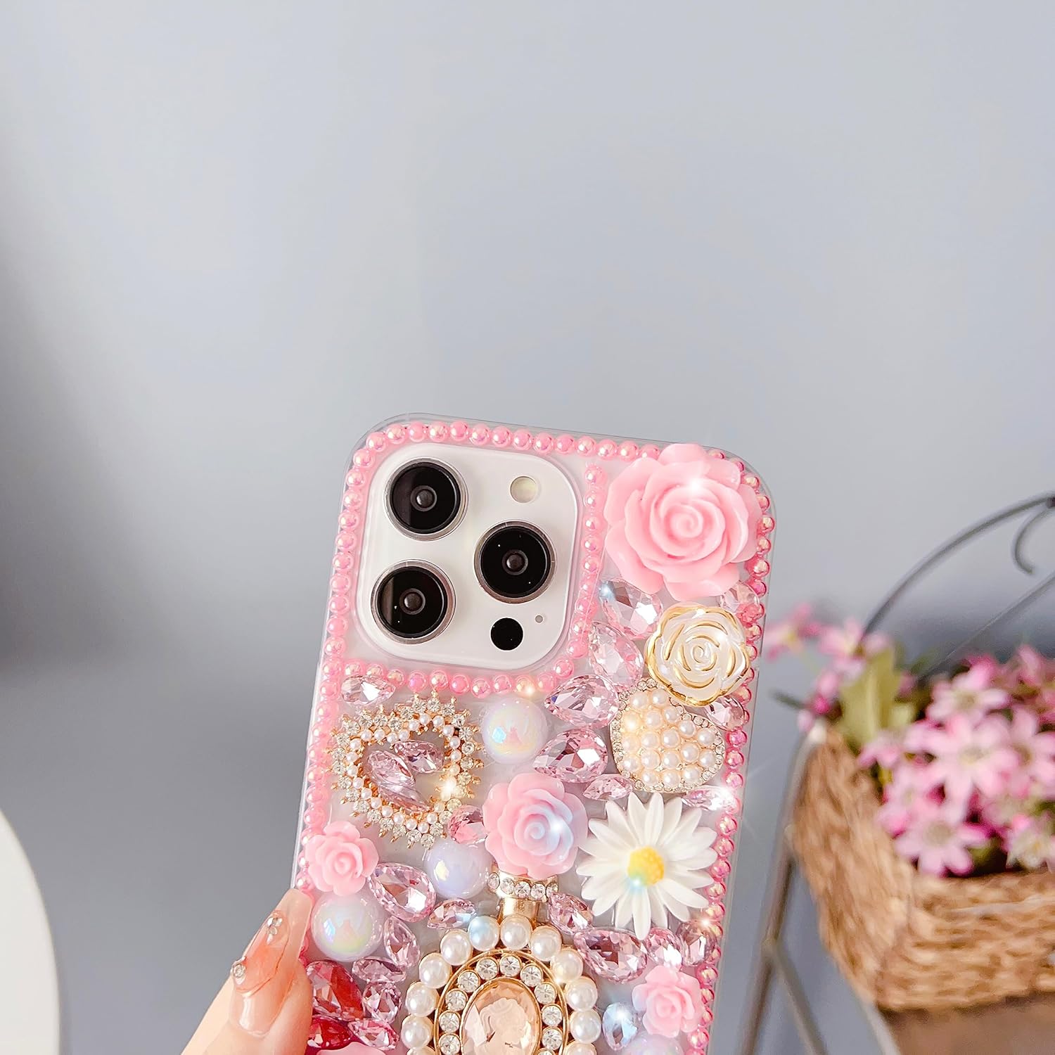 Funda con diamantes de imitación para iPhone 15 Pro Max de 6.7 pulgadas, CuteGlitter Bling Bling Luxury 3D Stone Diamond Flower Rose Queen Soft TPU