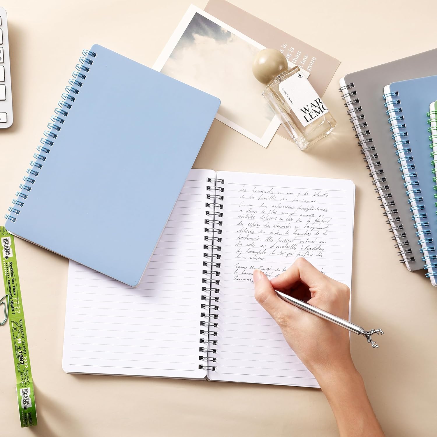 Cuaderno de espiral, paquete de 4 cuadernos de 5.6 x 8.25 pulgadas, 80 hojas160 páginas por cuaderno, diario en espiral con encuadernación de doble