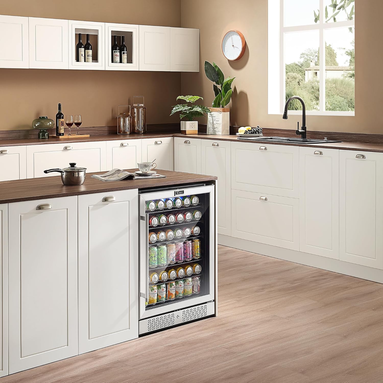 Empava Refrigerador de bebidas, mini refrigerador de bebidas con puerta de vidrio, enfría tu cerveza de soda a 37F para cocina, oficina o bar,