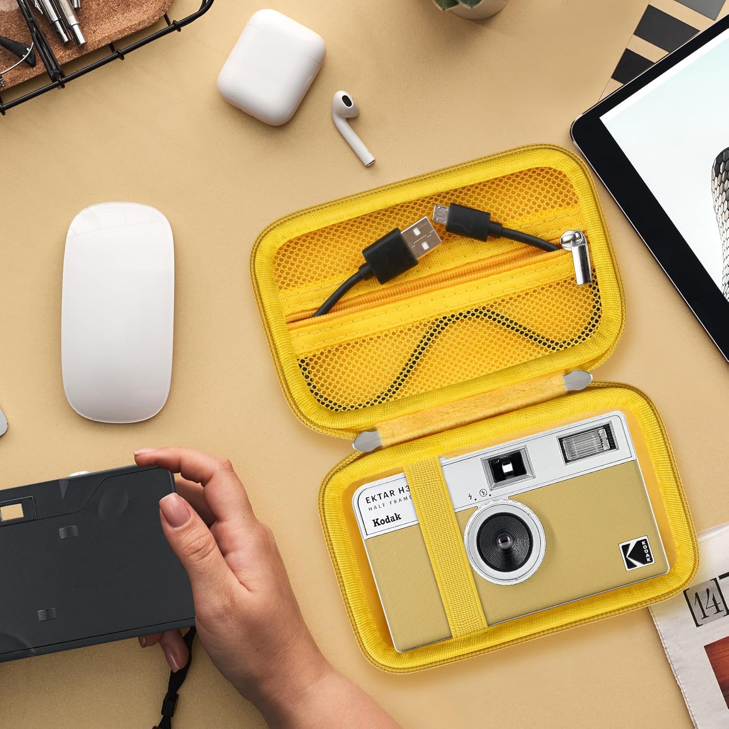 Supmay Estuche rígido de transporte para KODAK EKTAR H35H35N cámara de película de medio marco, funda protectora de viaje con bolsillo de malla con