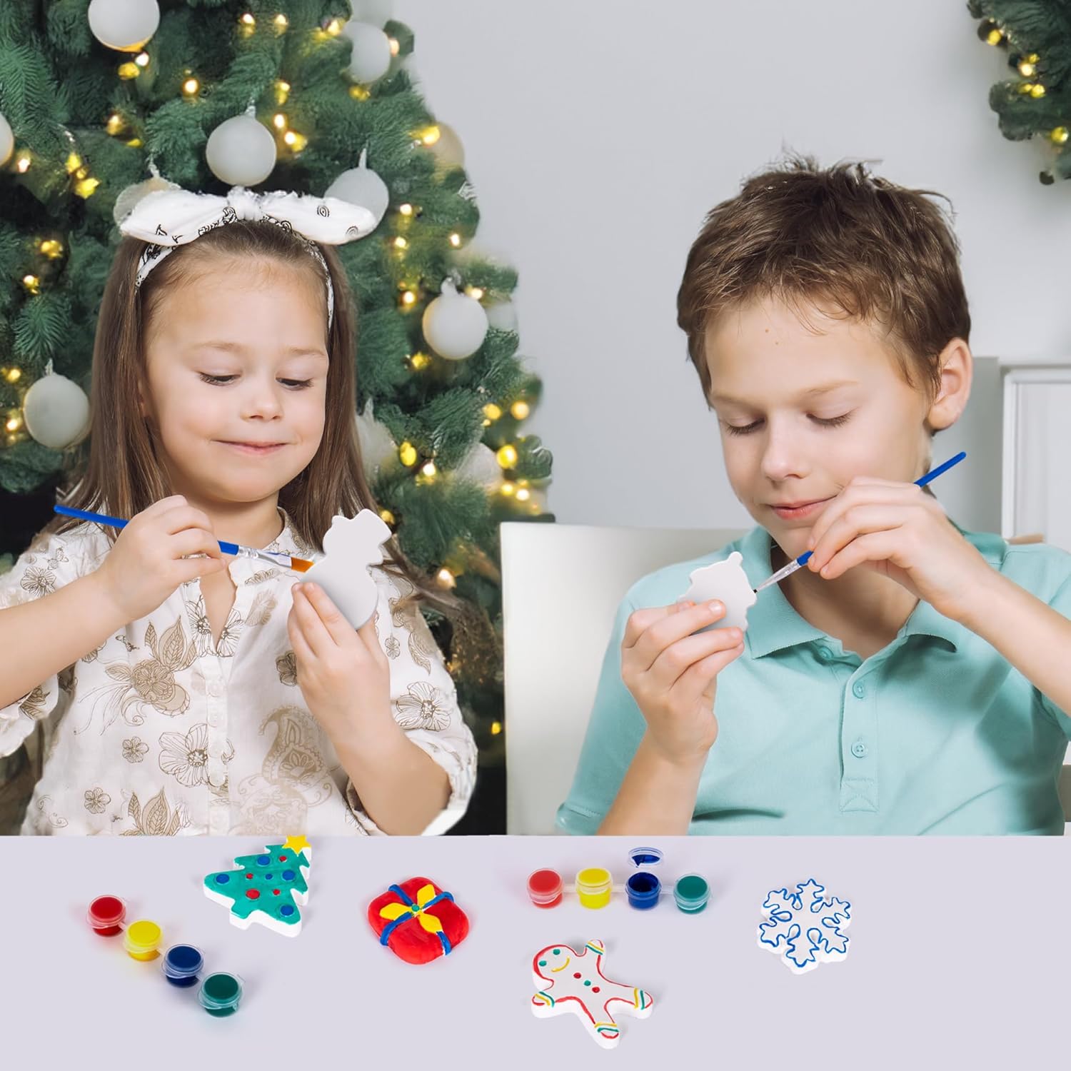ArtCreativity Kit de pintura de cerámica navideña para niños, 6 figuras de cerámica, 2 juegos de pintura y 2 pinceles, manualidades de pintura